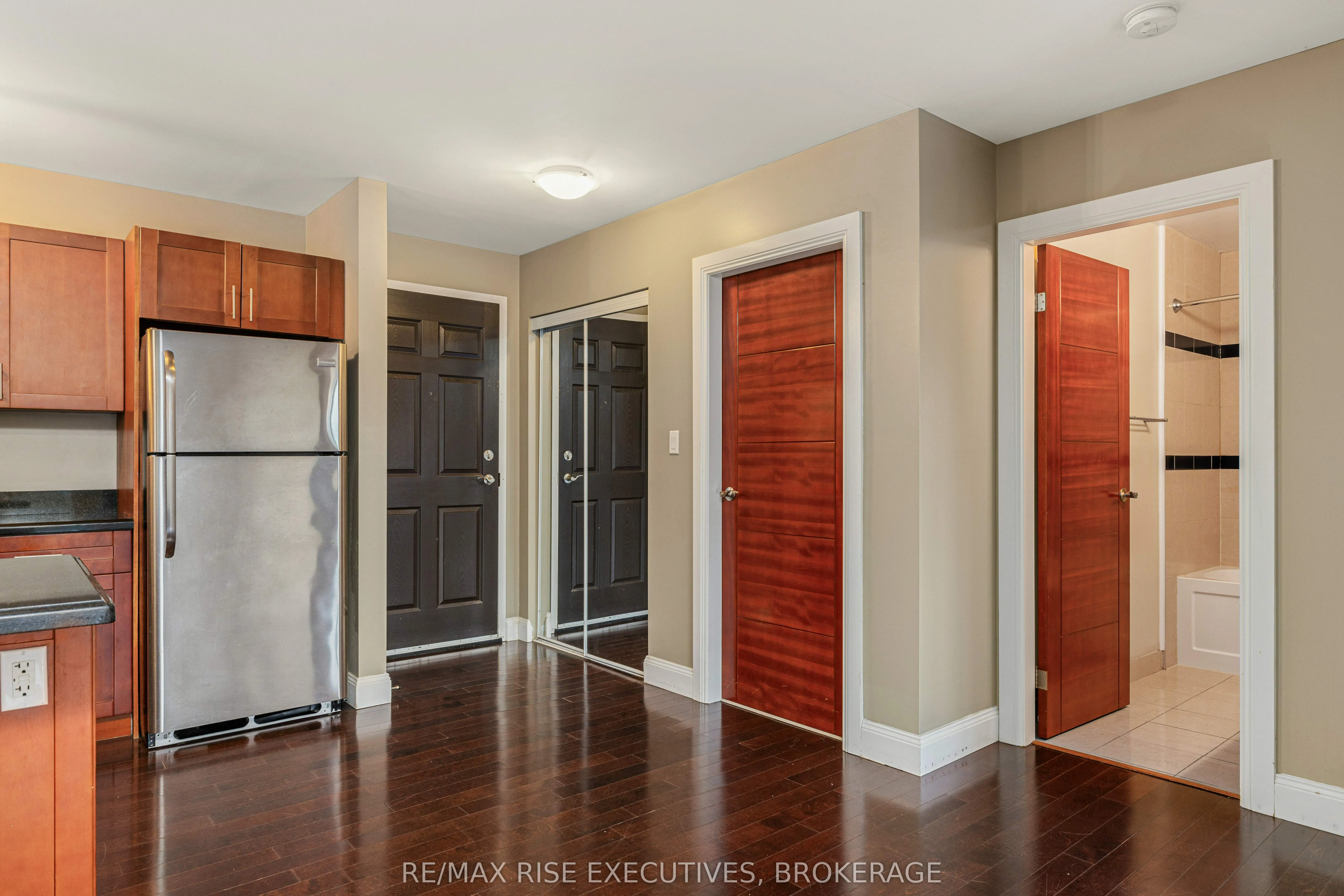 539 Armstrong Road, #410