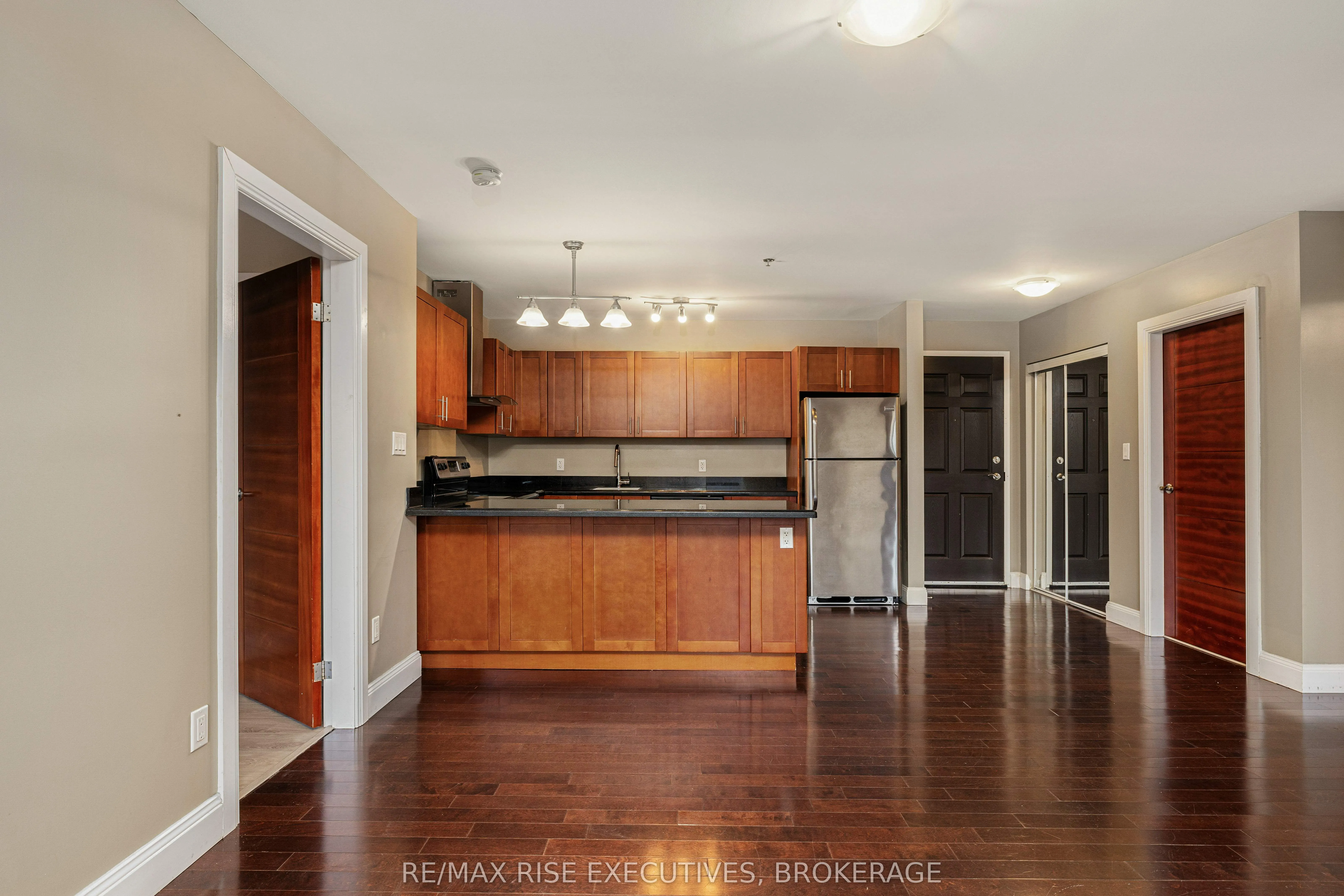 539 Armstrong Road, #410