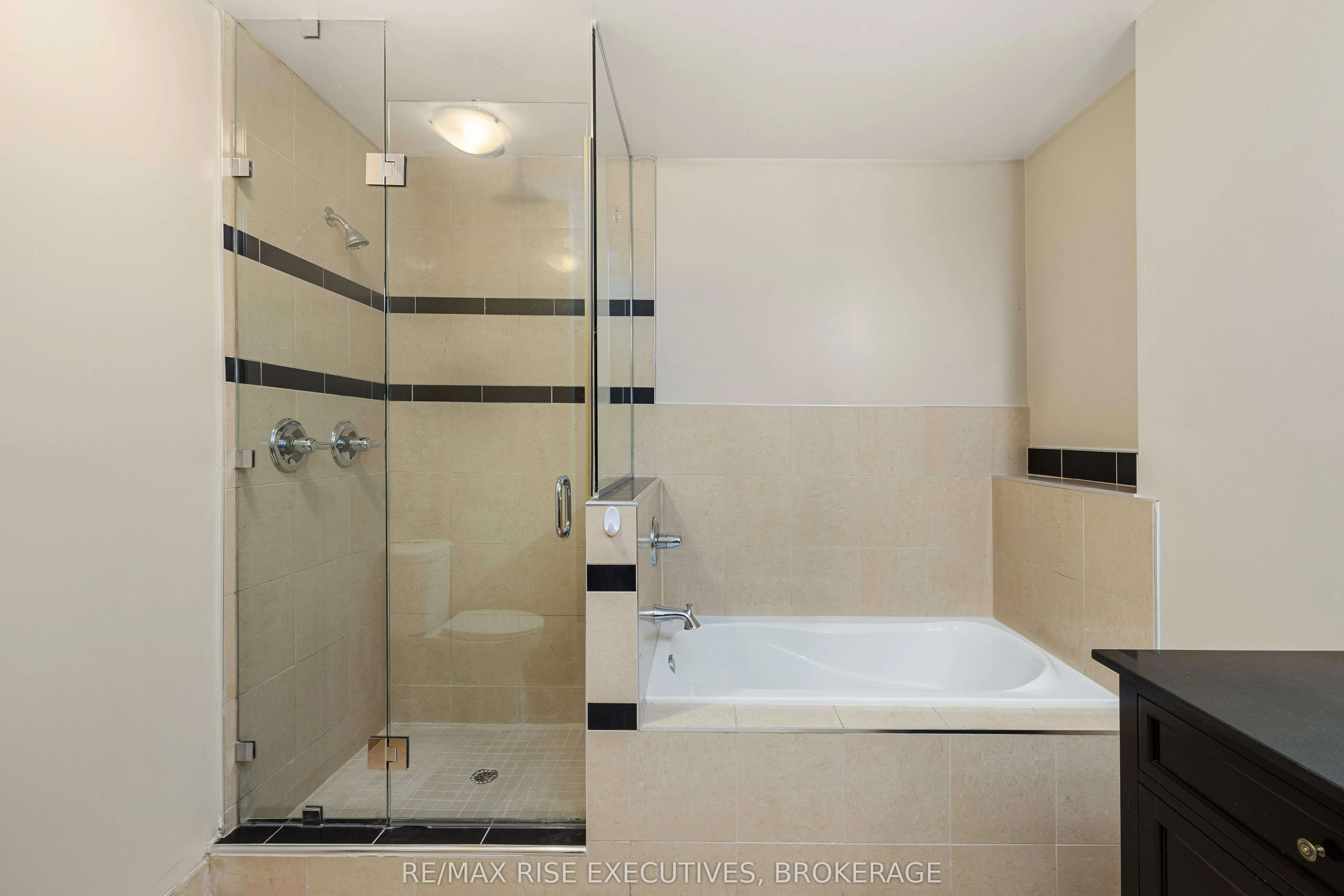 539 Armstrong Road, #410