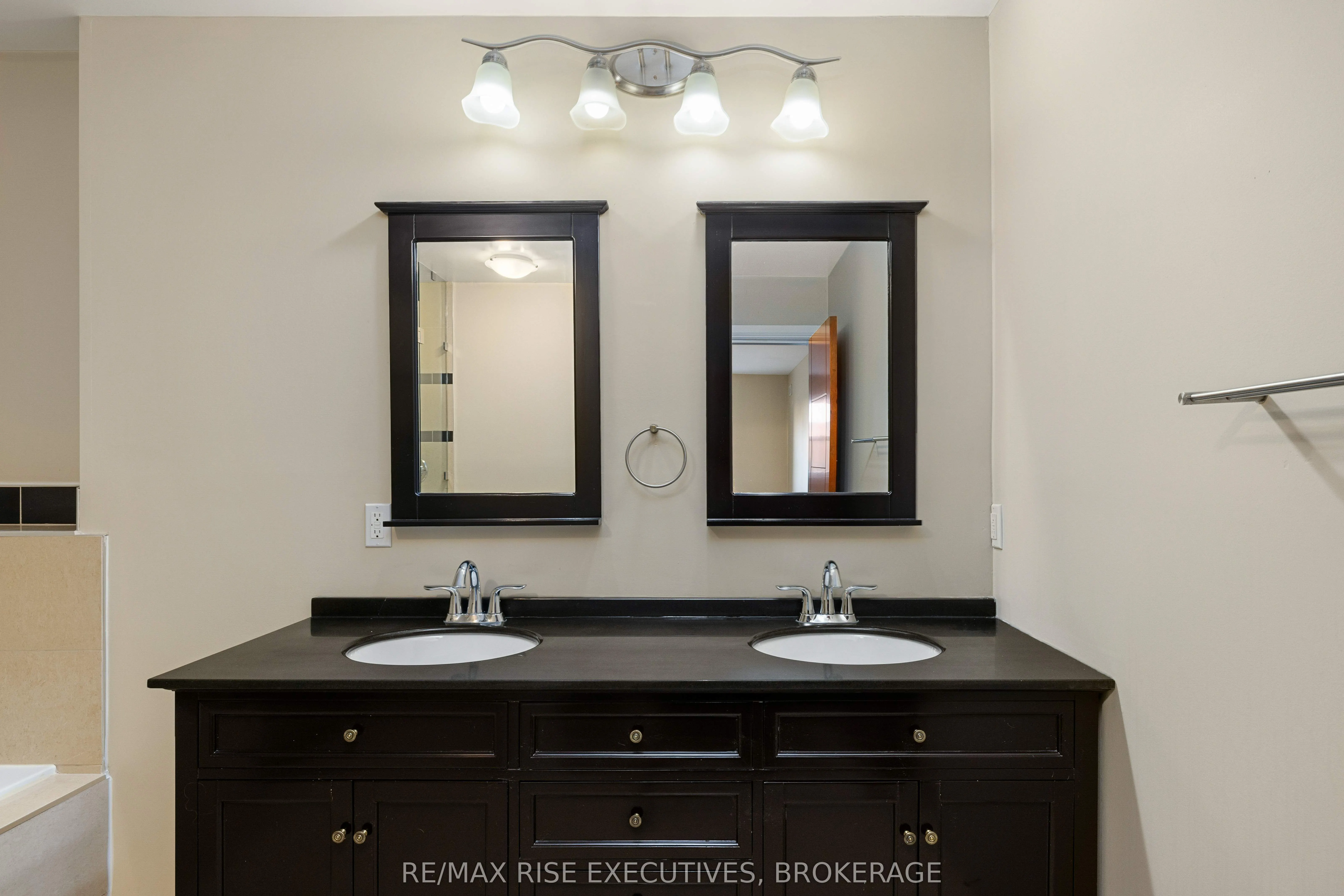 539 Armstrong Road, #410