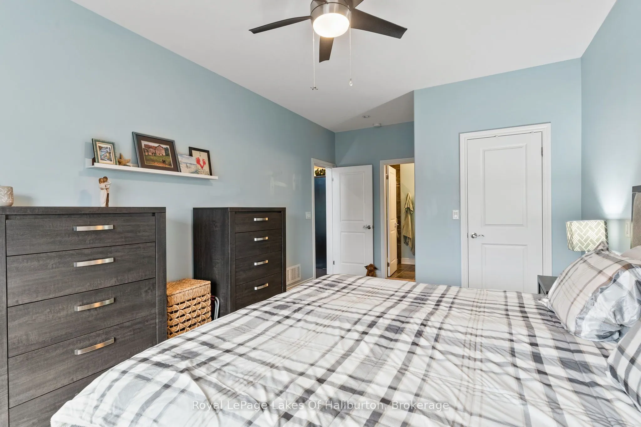 9 Webb Circle, #5
