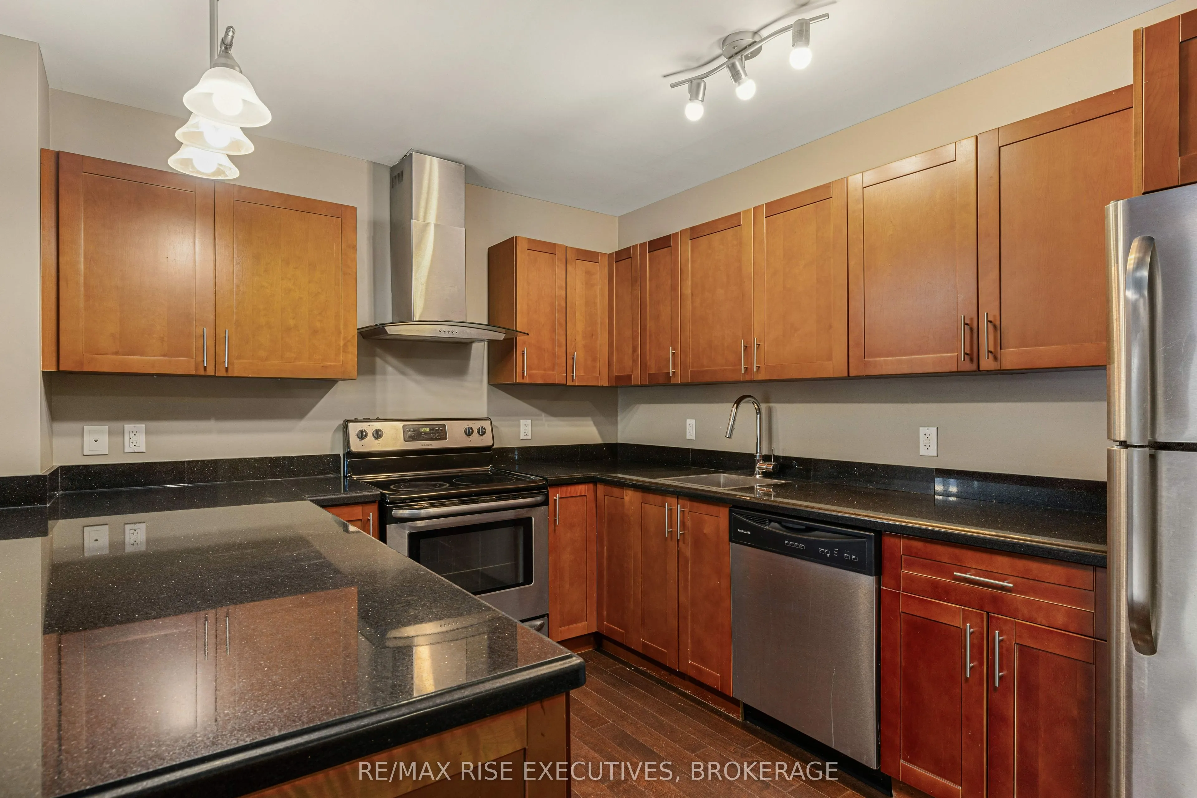 539 Armstrong Road, #418