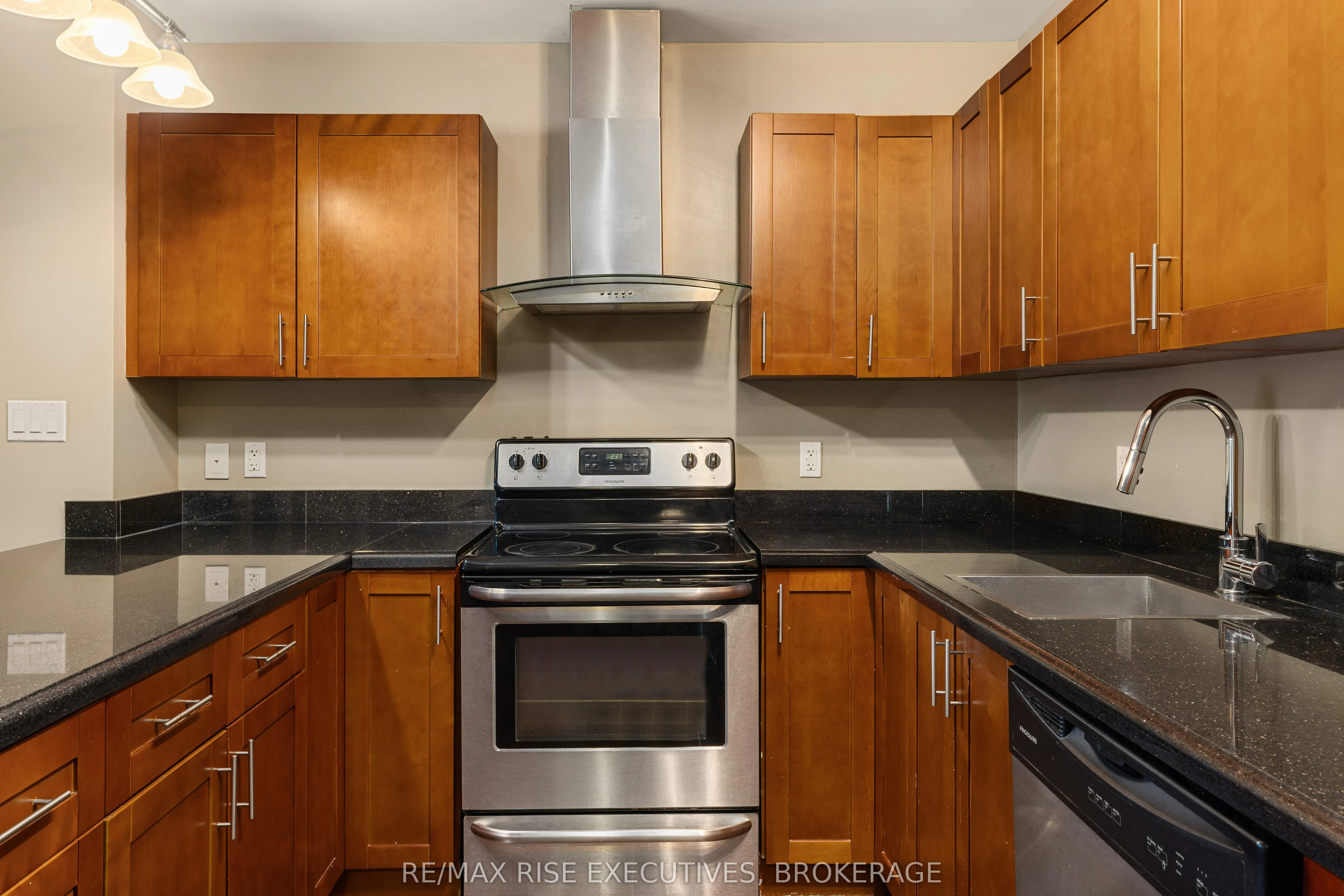 539 Armstrong Road, #418