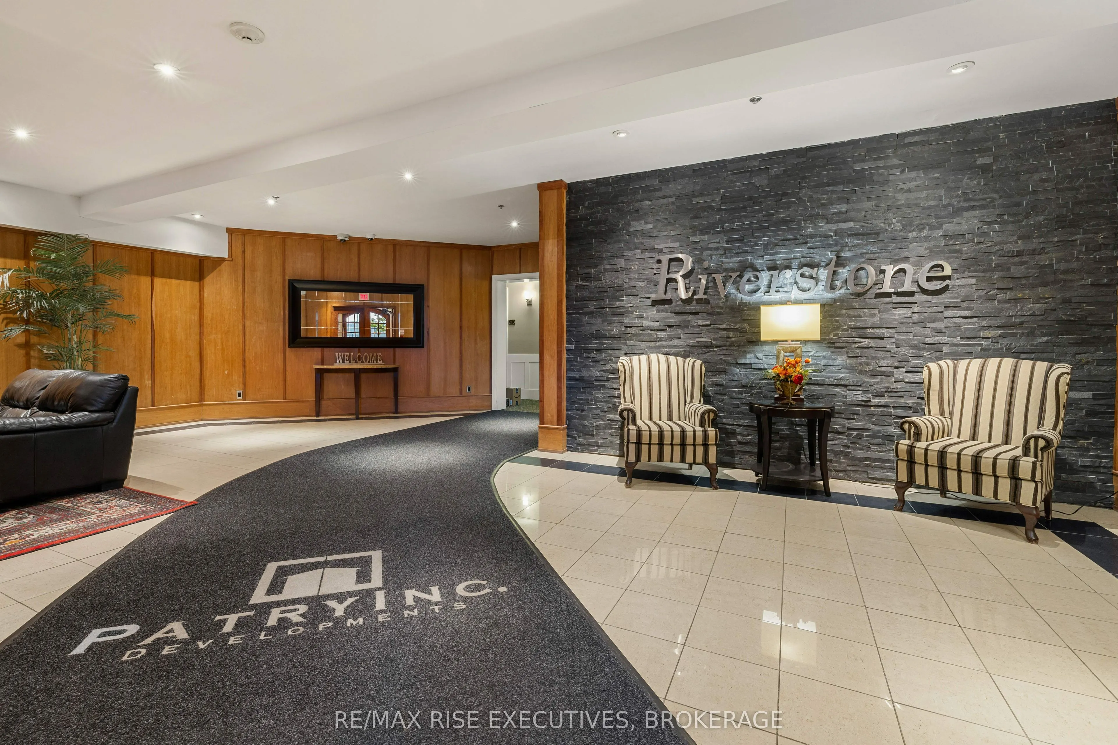 539 Armstrong Road, #418