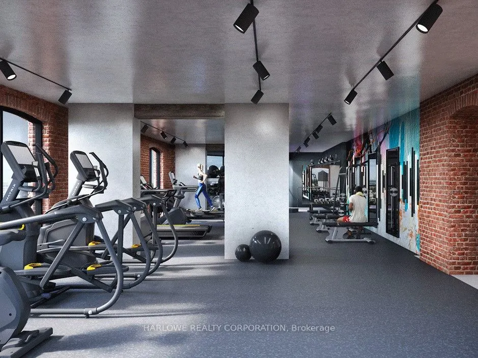 206 King Street W, #305