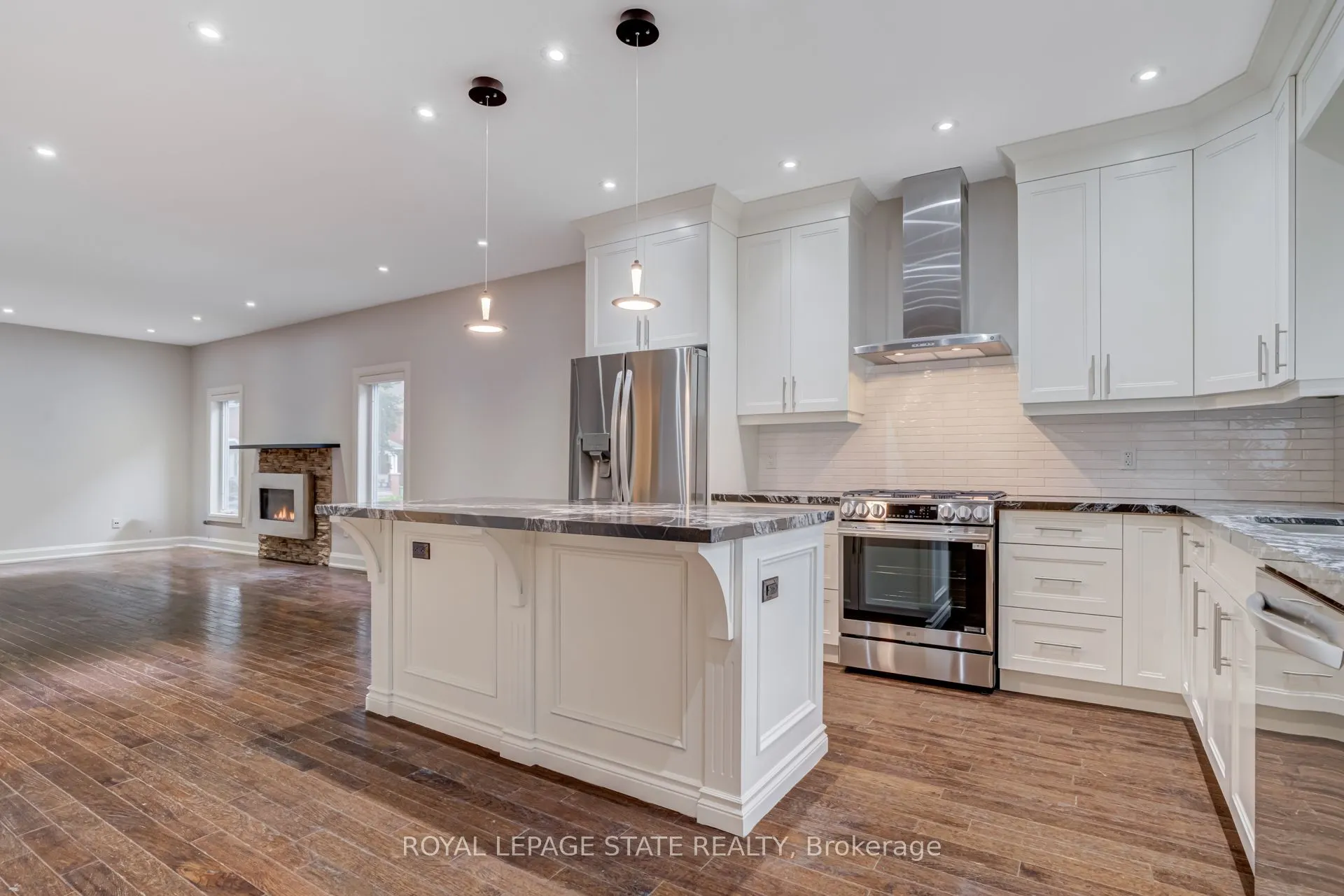 79 Kensington Avenue S