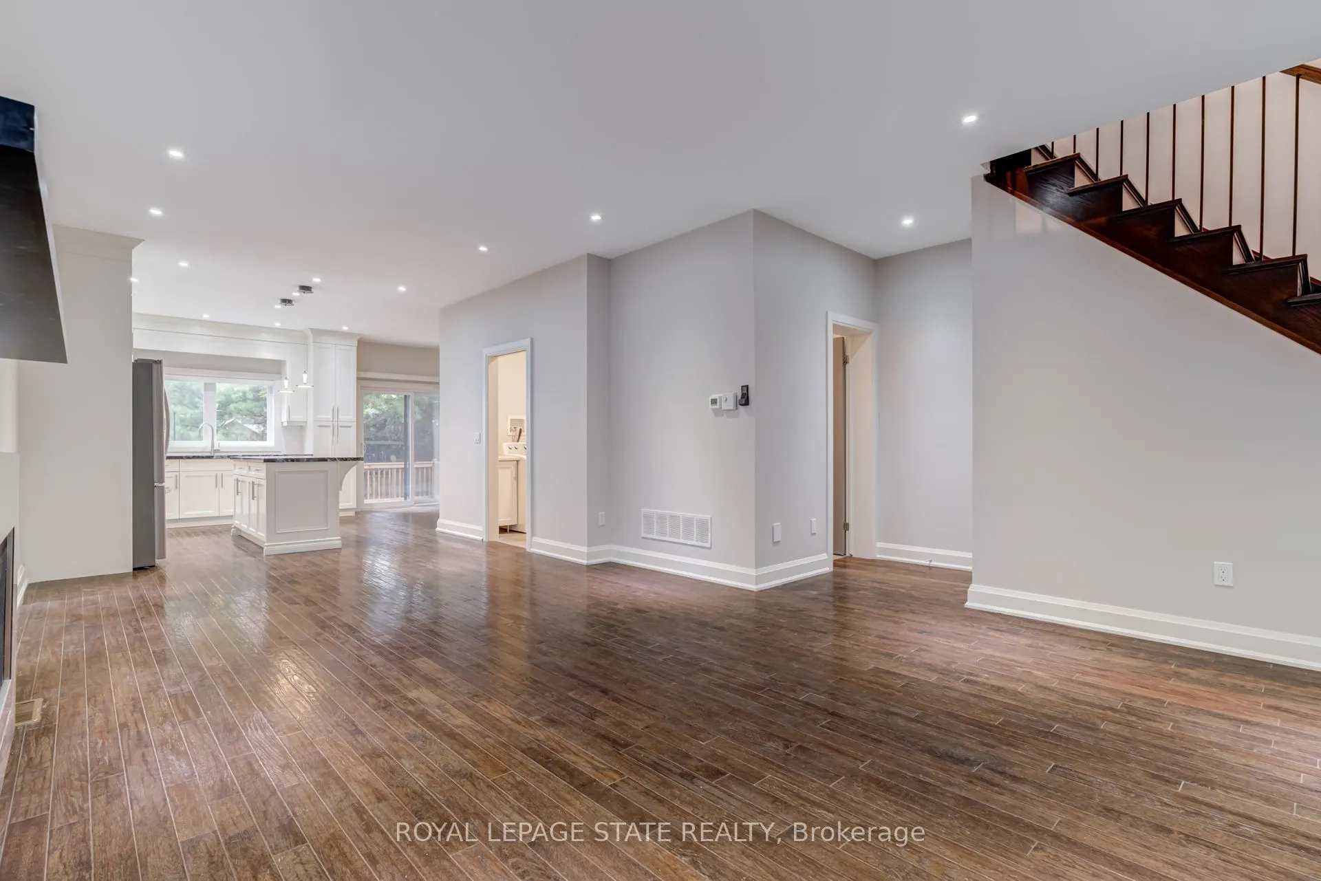 79 Kensington Avenue S