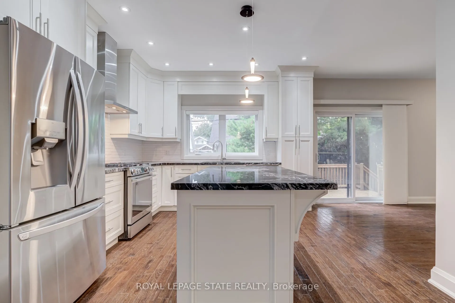 79 Kensington Avenue S