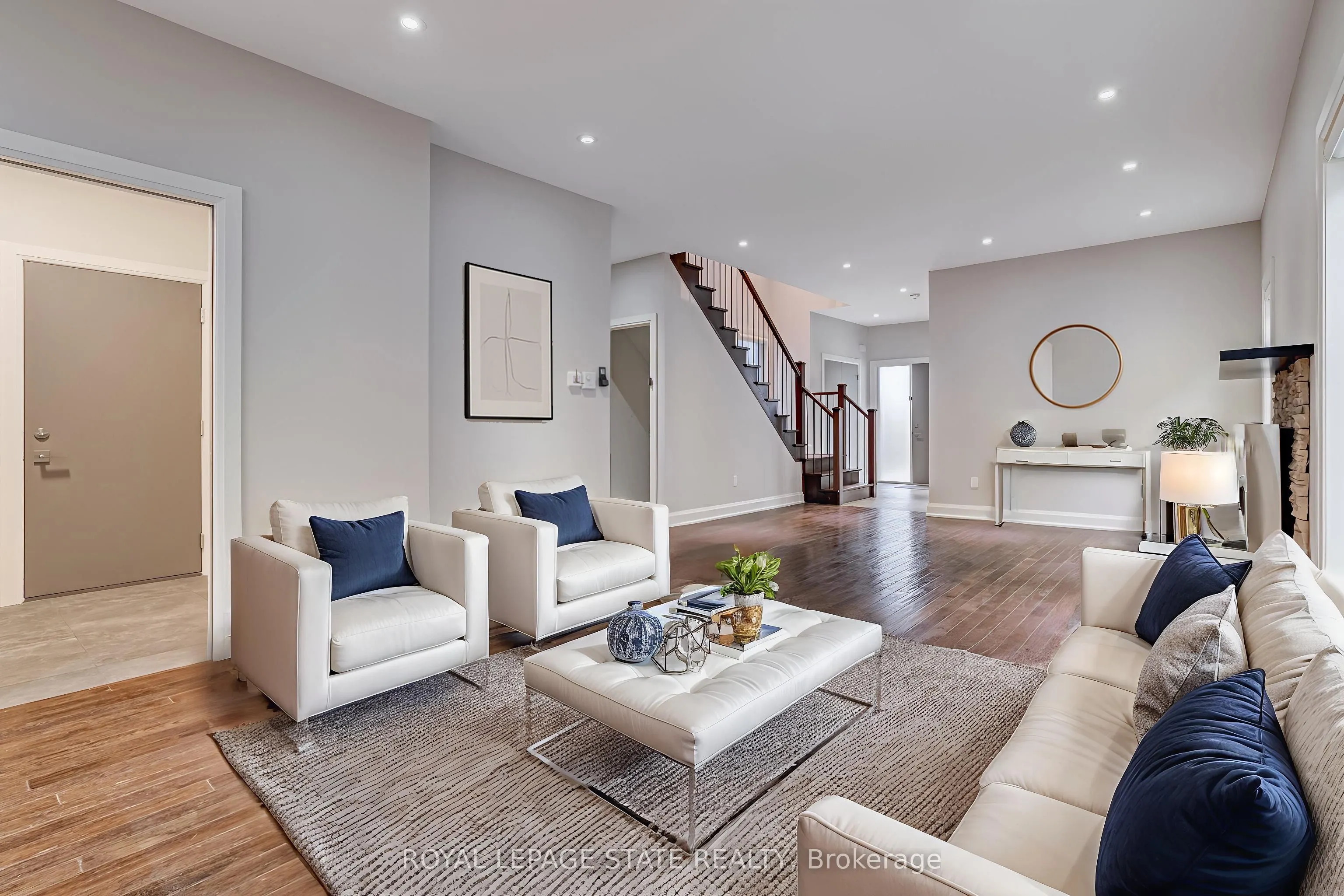 79 Kensington Avenue S