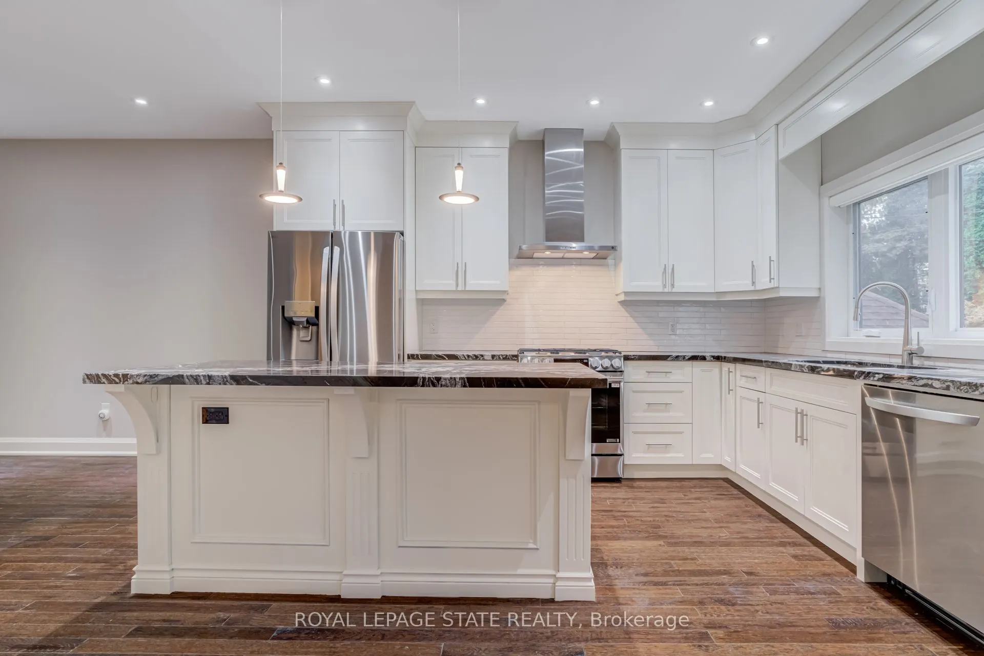 79 Kensington Avenue S