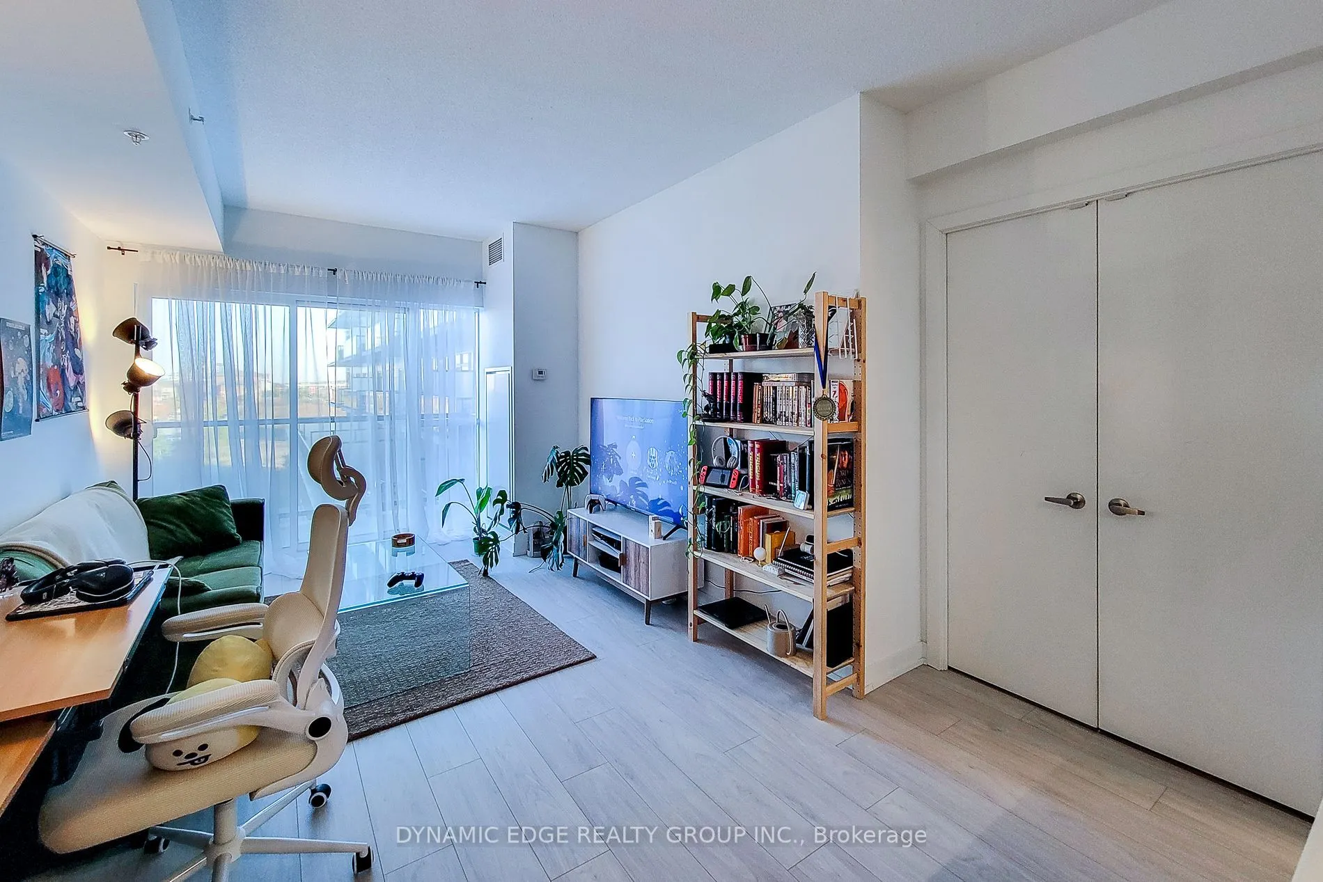 550 North Service Road, #312