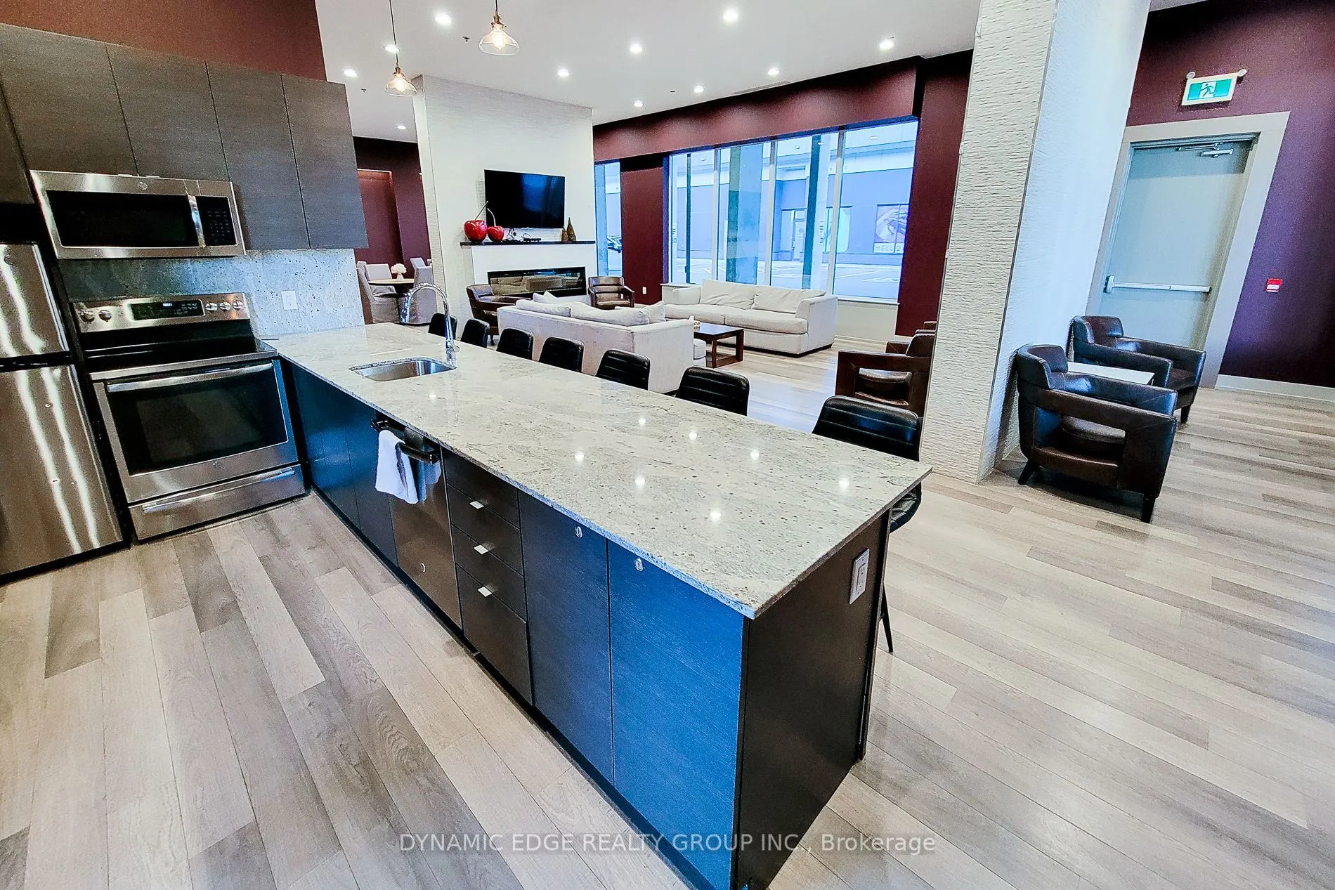 550 North Service Road, #312