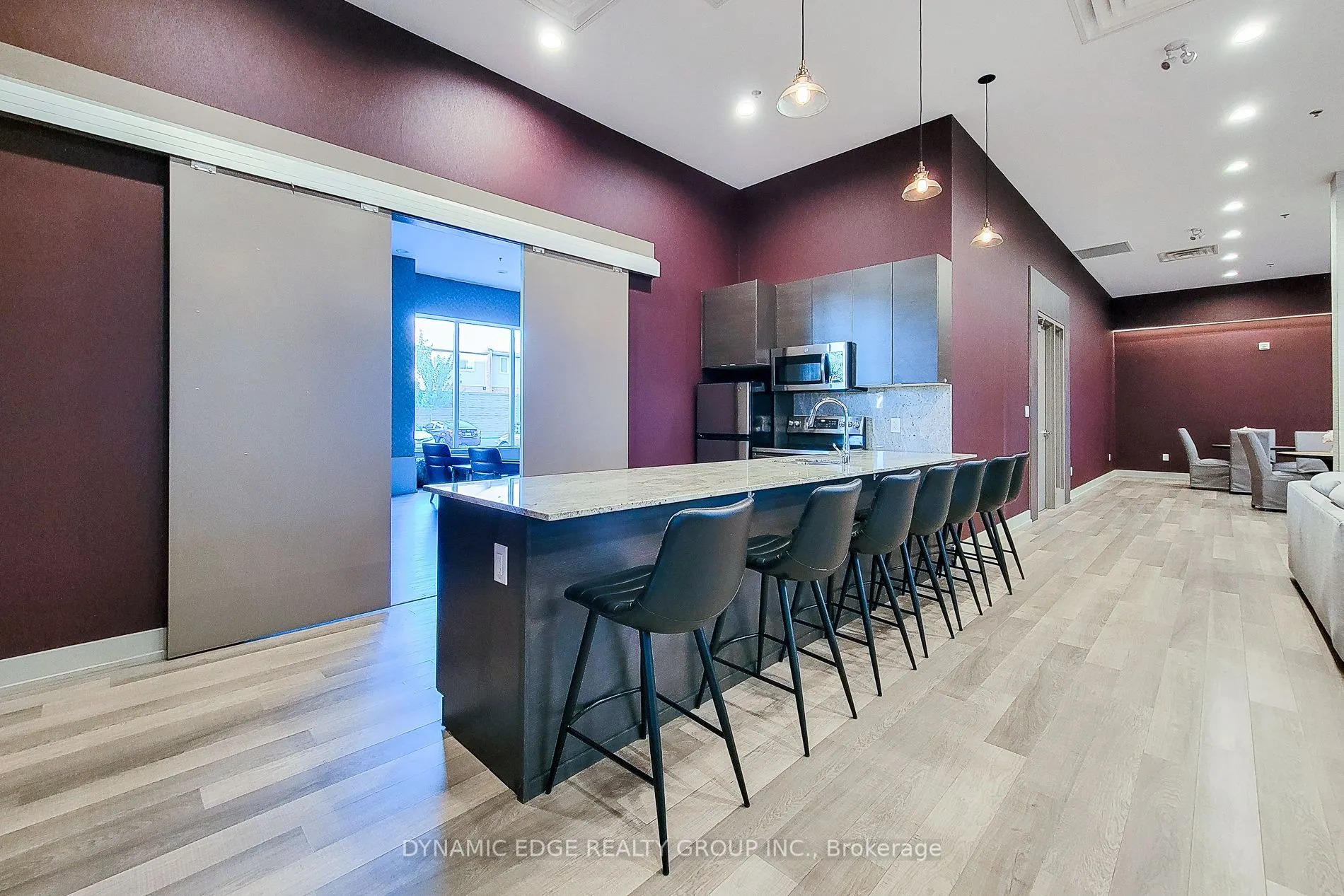 550 North Service Road, #312