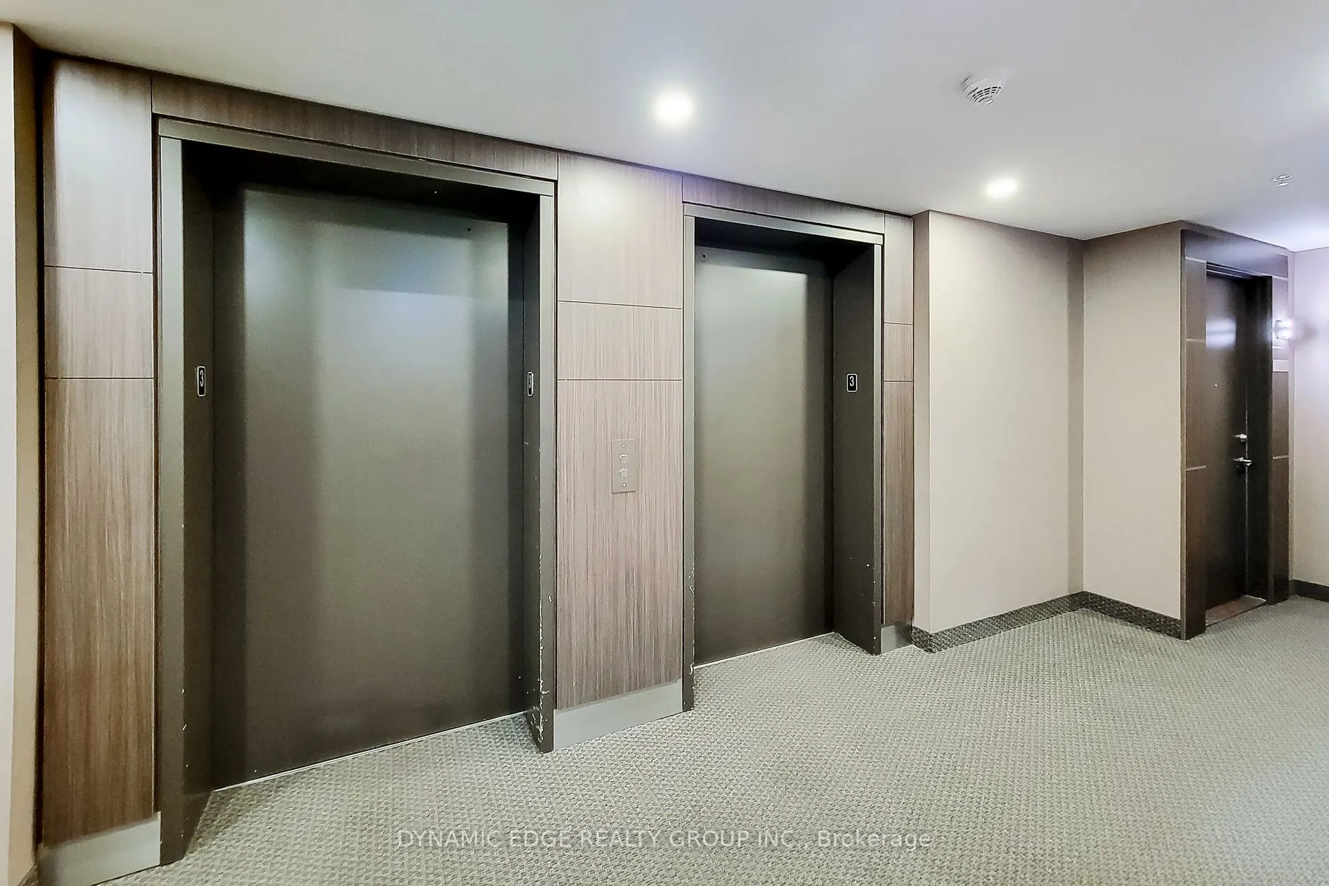 550 North Service Road, #312
