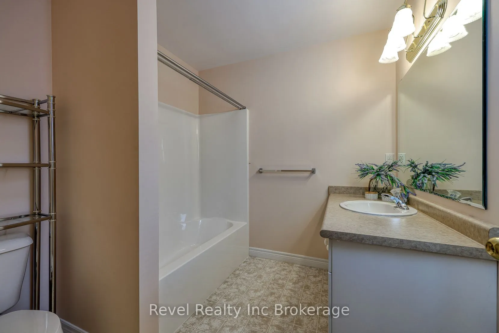 803 Stonegate Drive