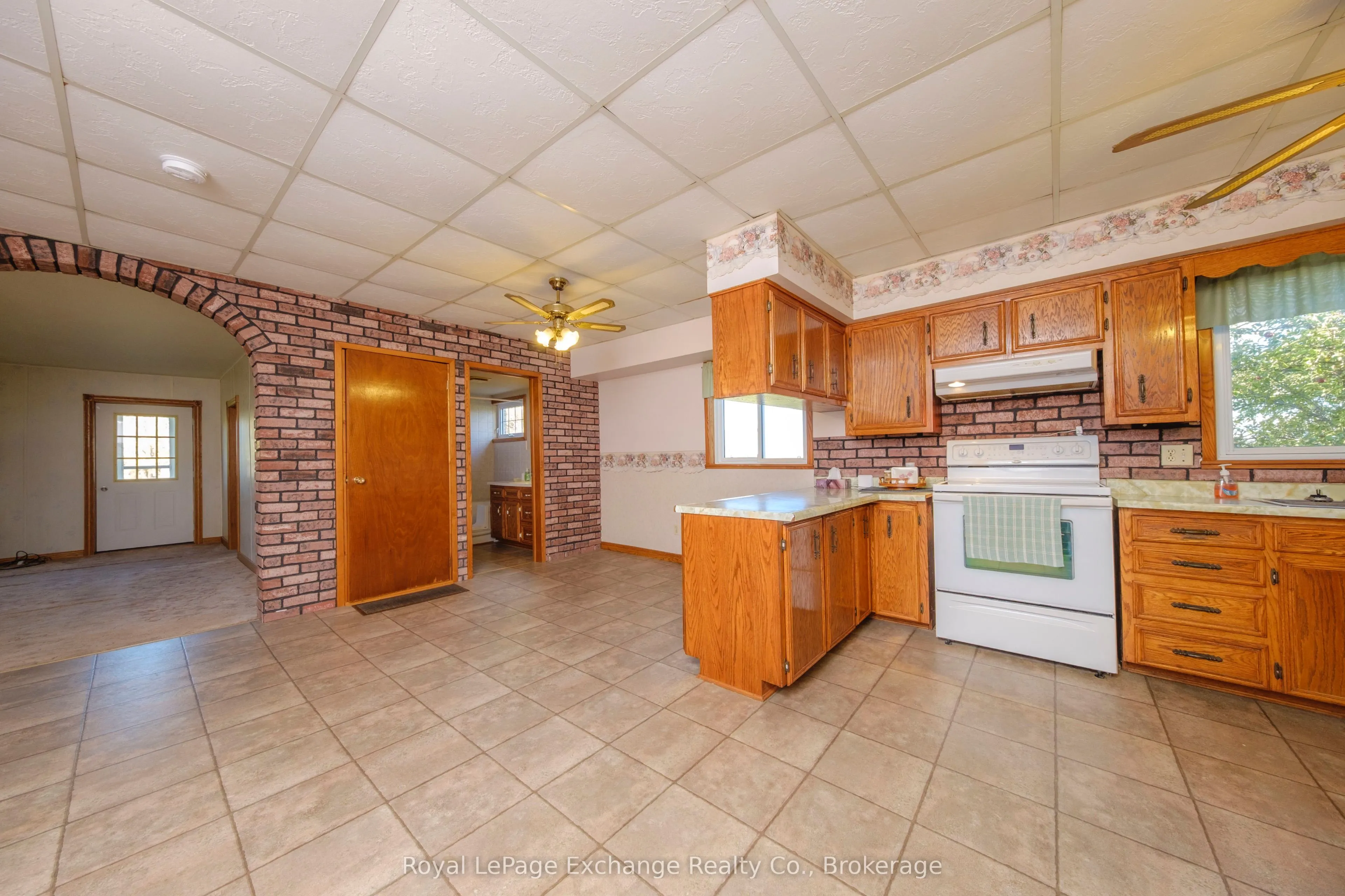 2095 12 Concession