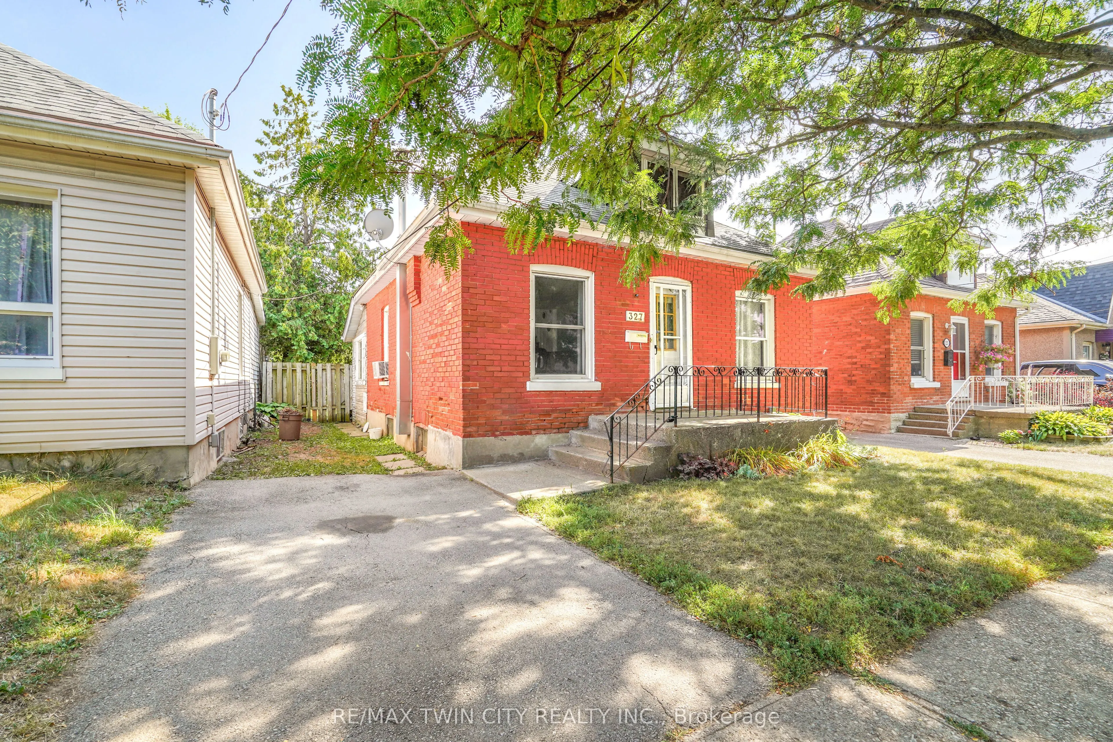 327 Sheridan Street