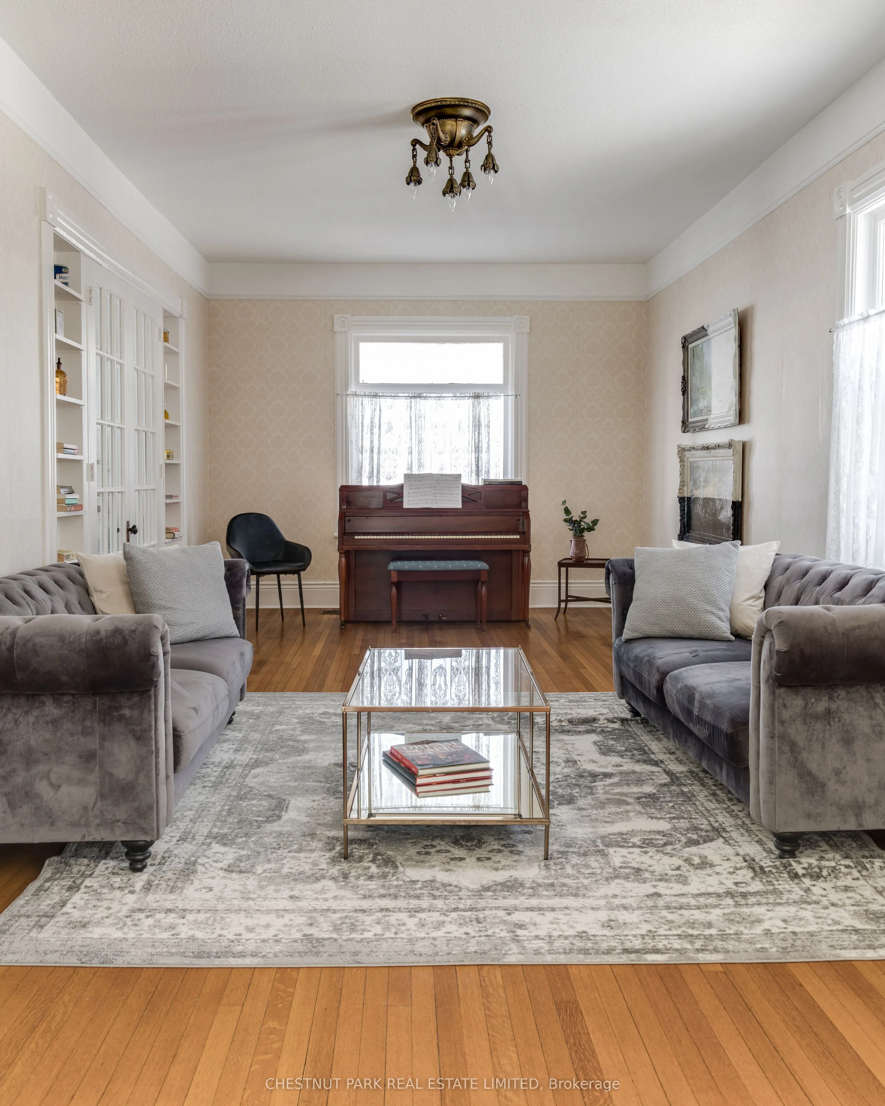 13435 Loyalist Parkway