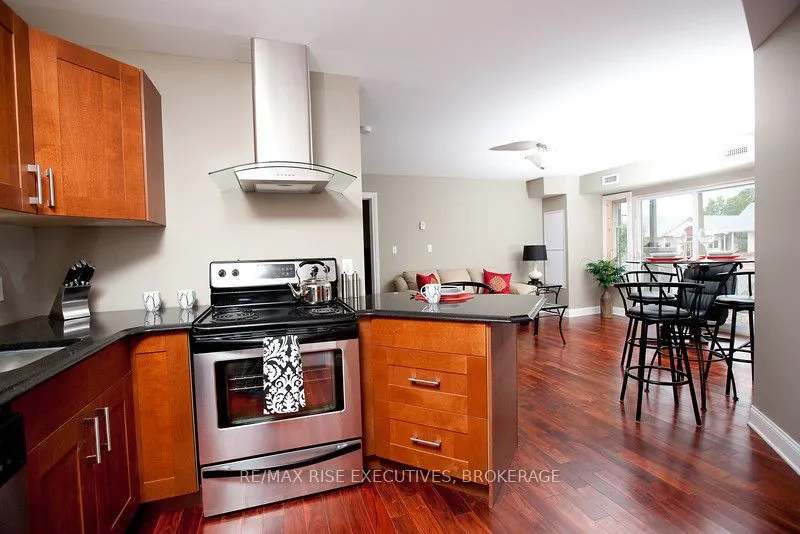 810 Blackburn Mews, #210