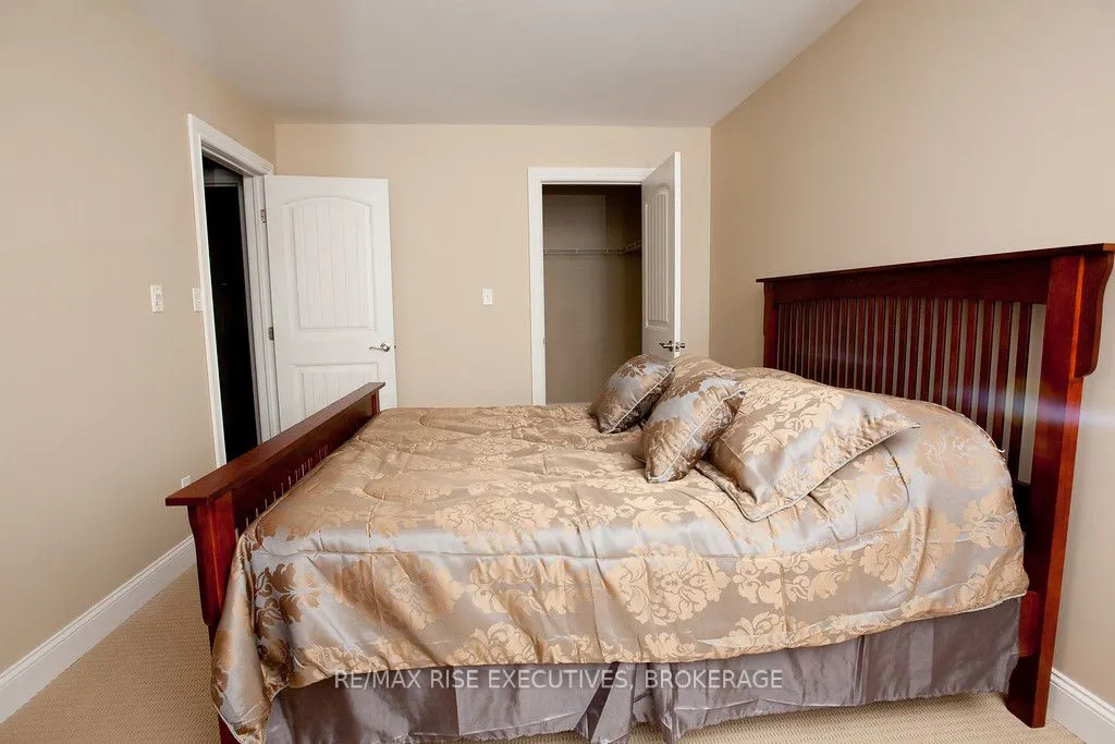 810 Blackburn Mews, #210