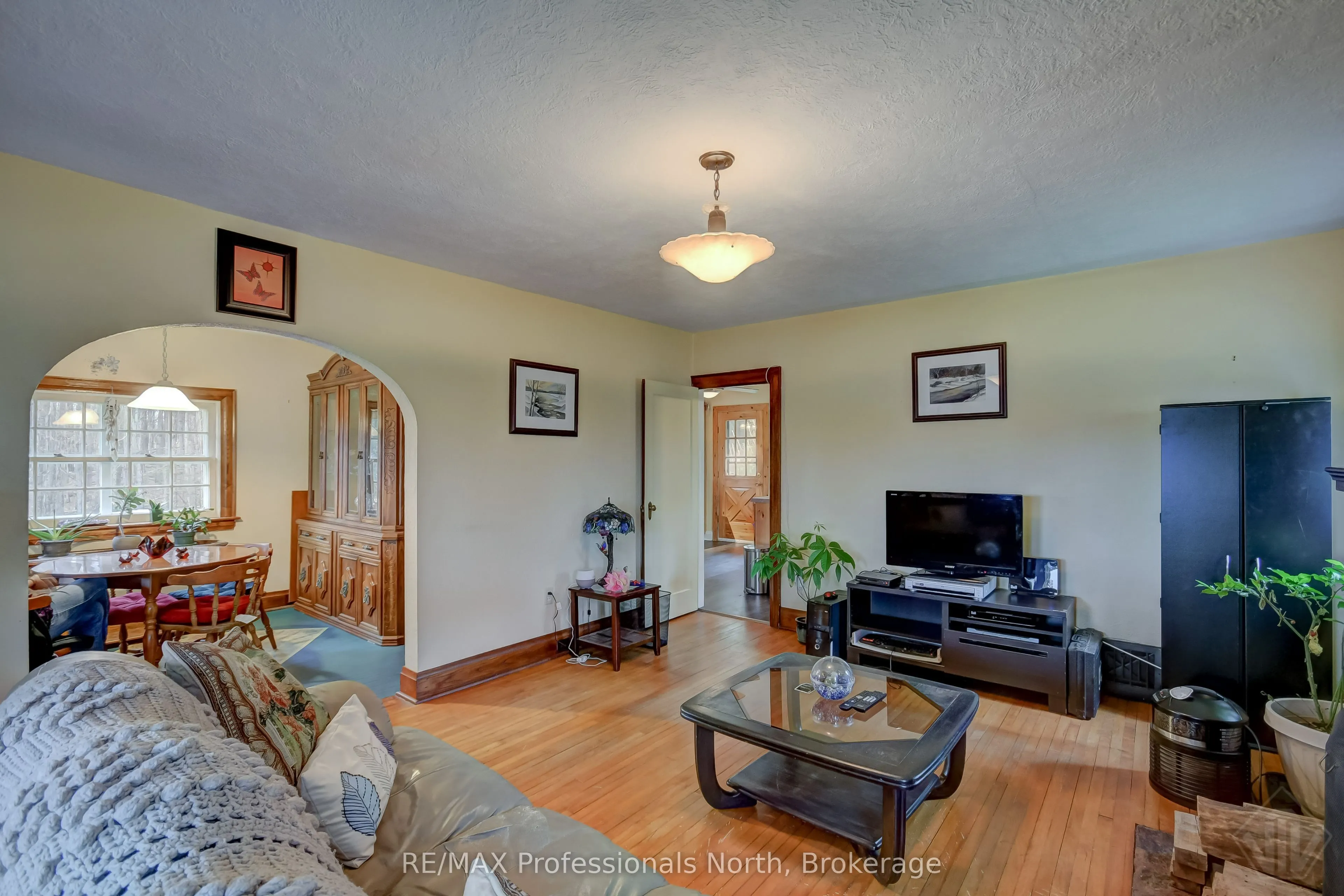 10416 Highway 118