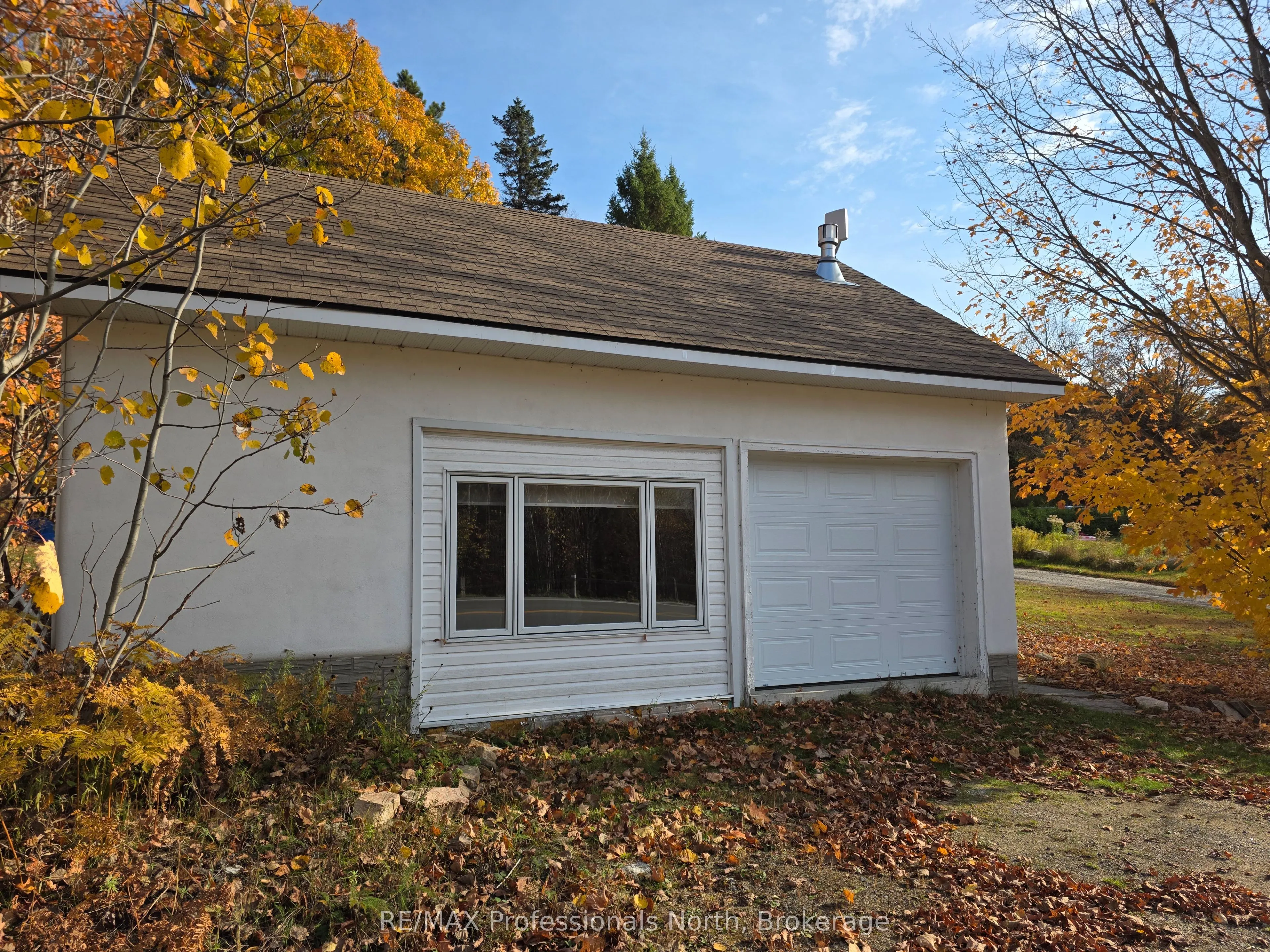 10416 Highway 118