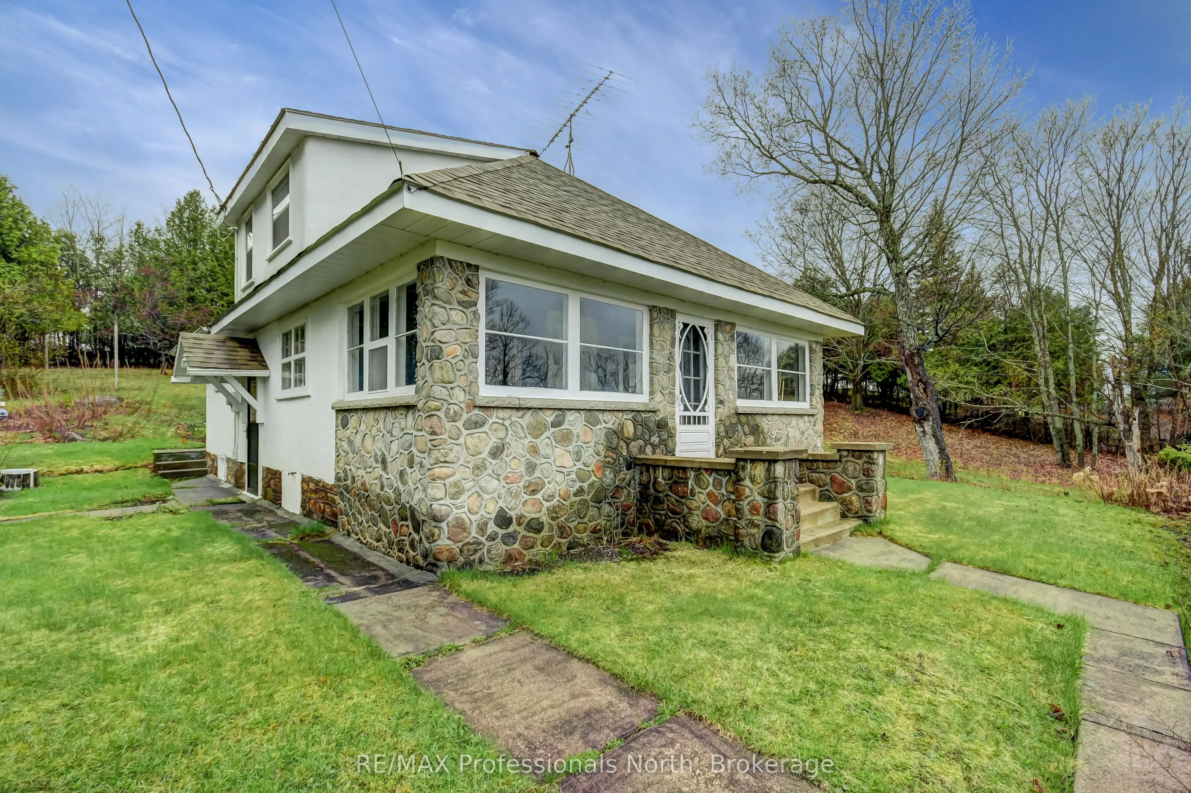 10416 Highway 118