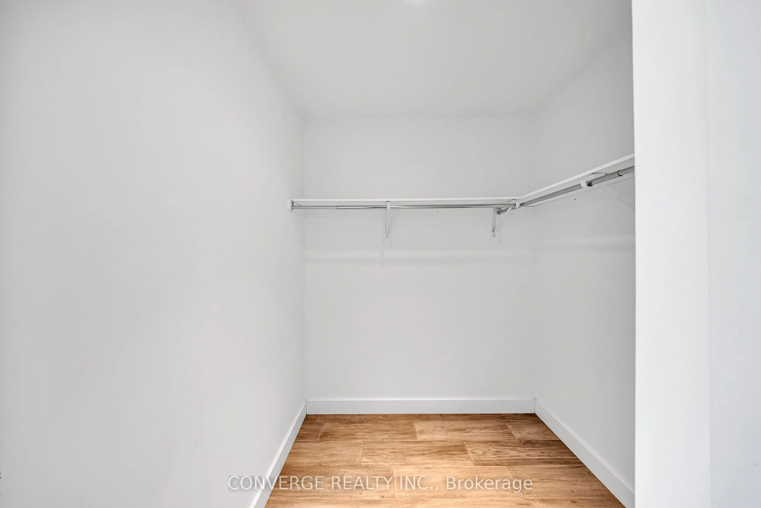 15 Glebe Street, #1903