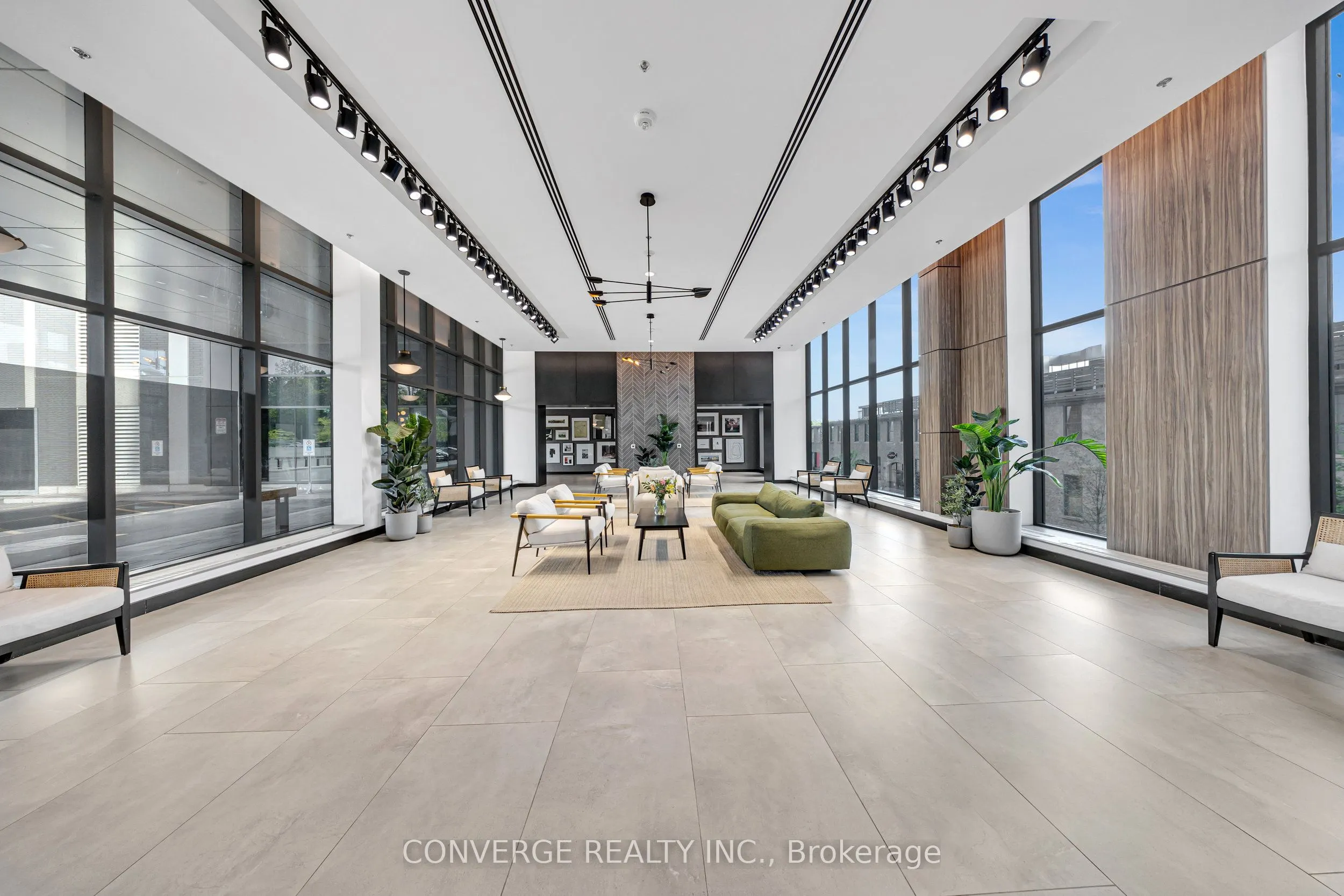 15 Glebe Street, #1903