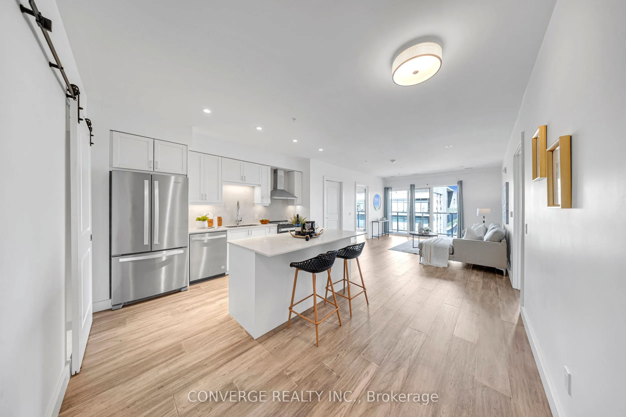15 Glebe Street, #1903