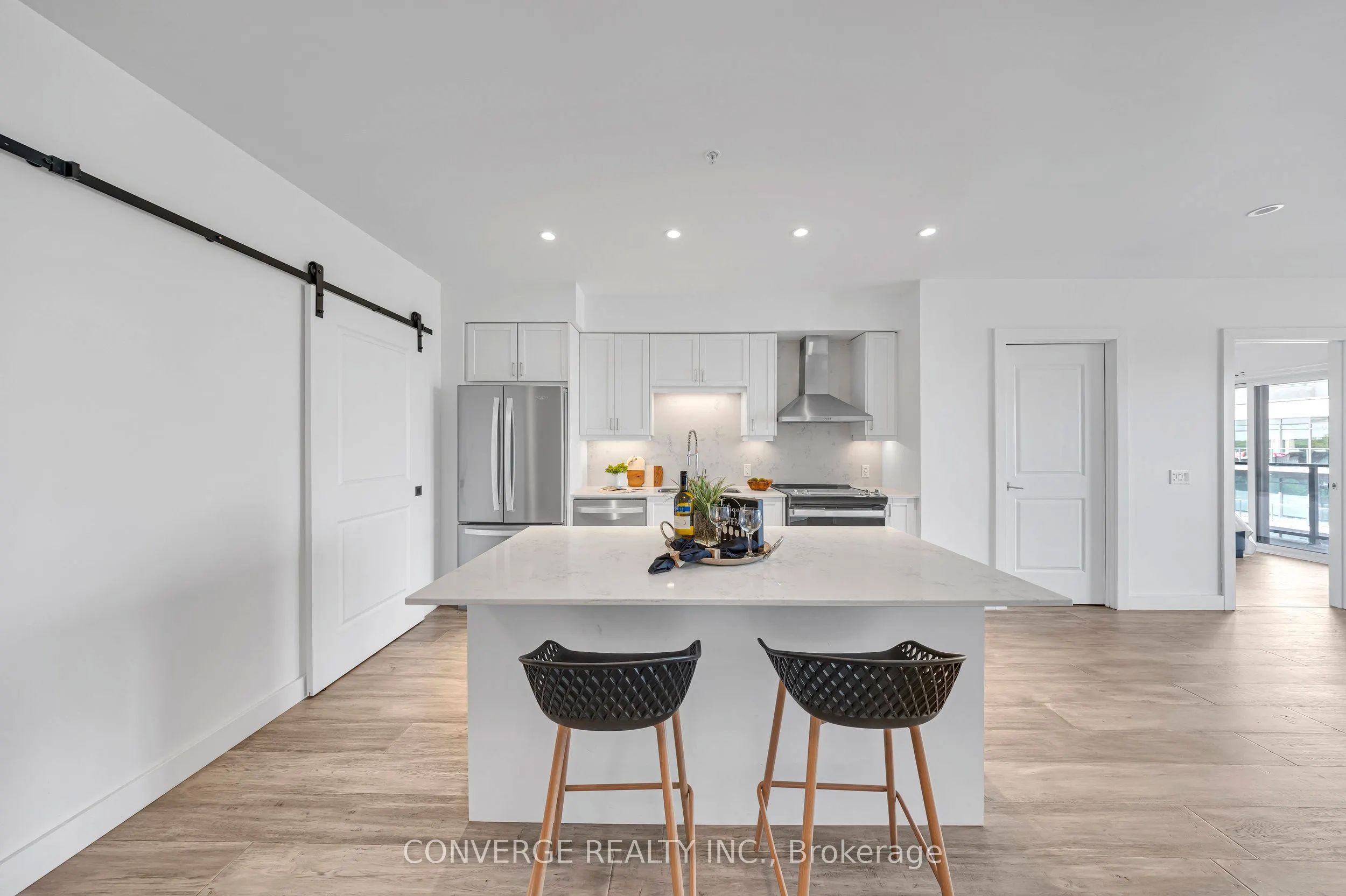 15 Glebe Street, #1903