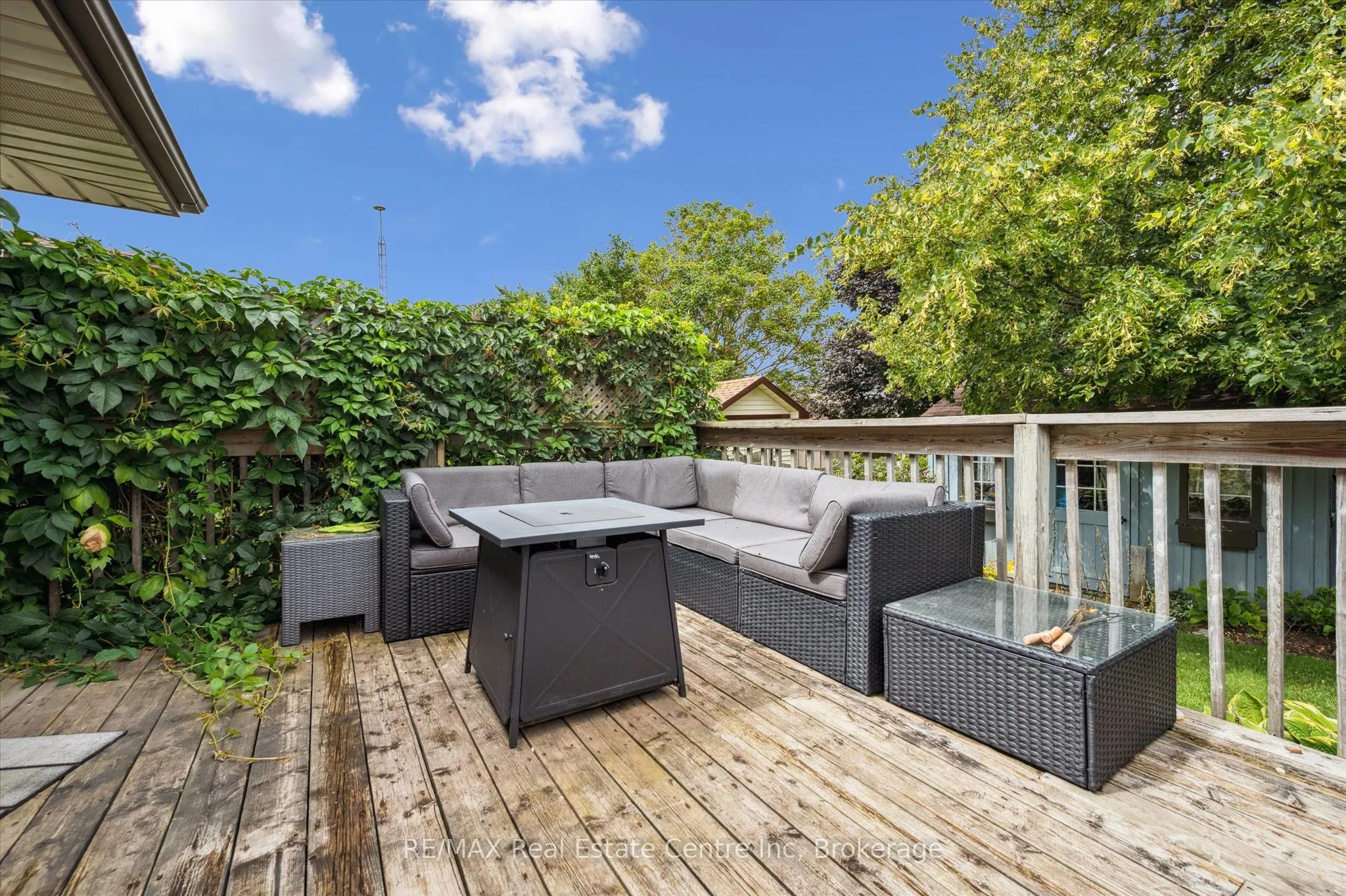 7 Eastview Drive