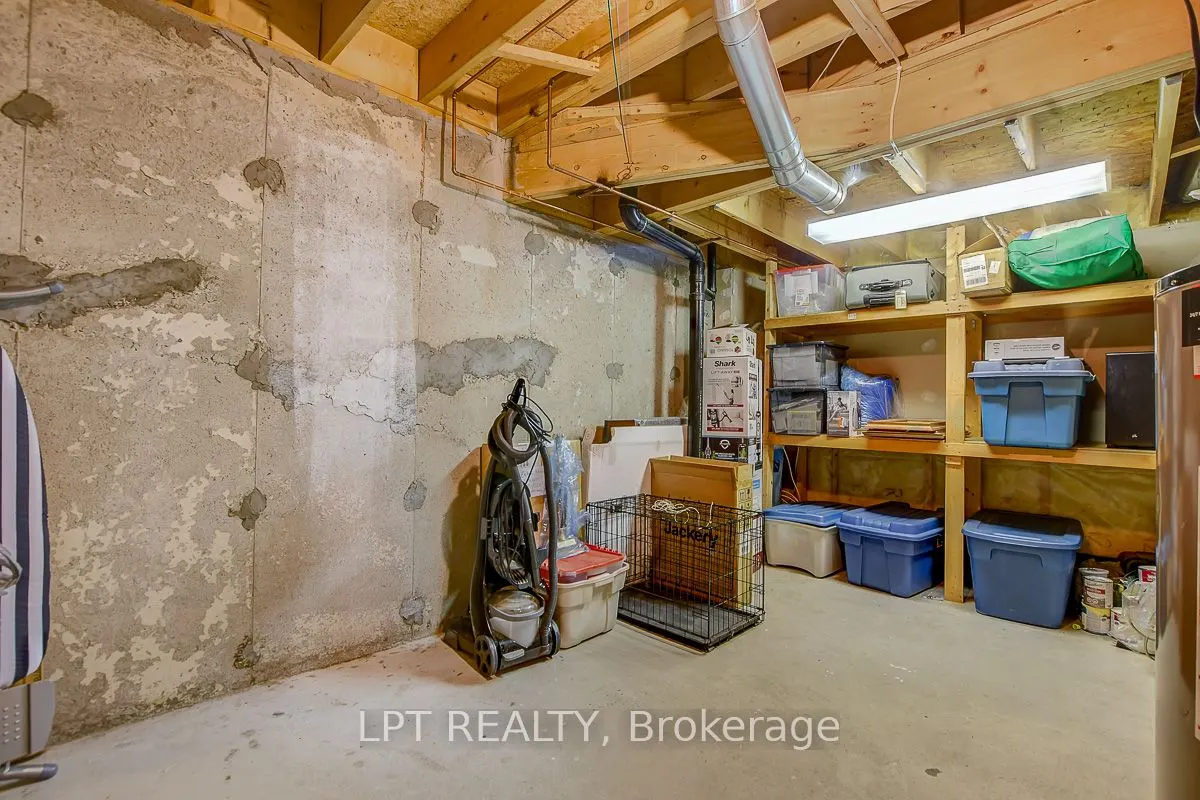 204 Forestglade Crescent