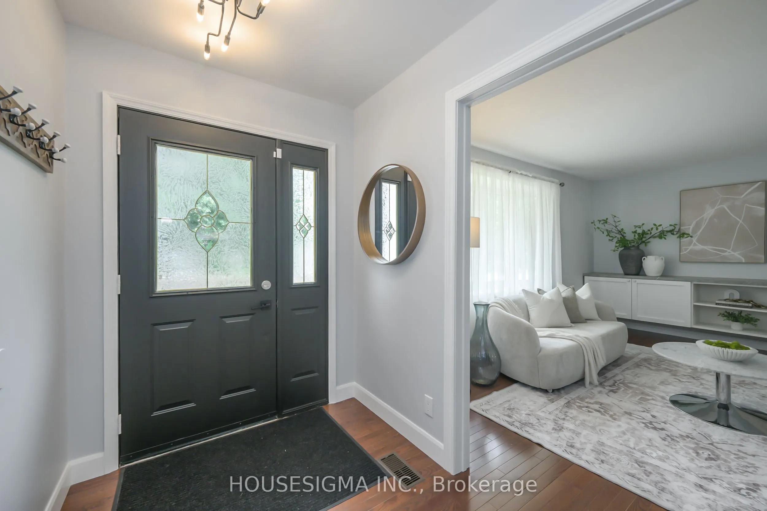 47 Scotchpine Crescent