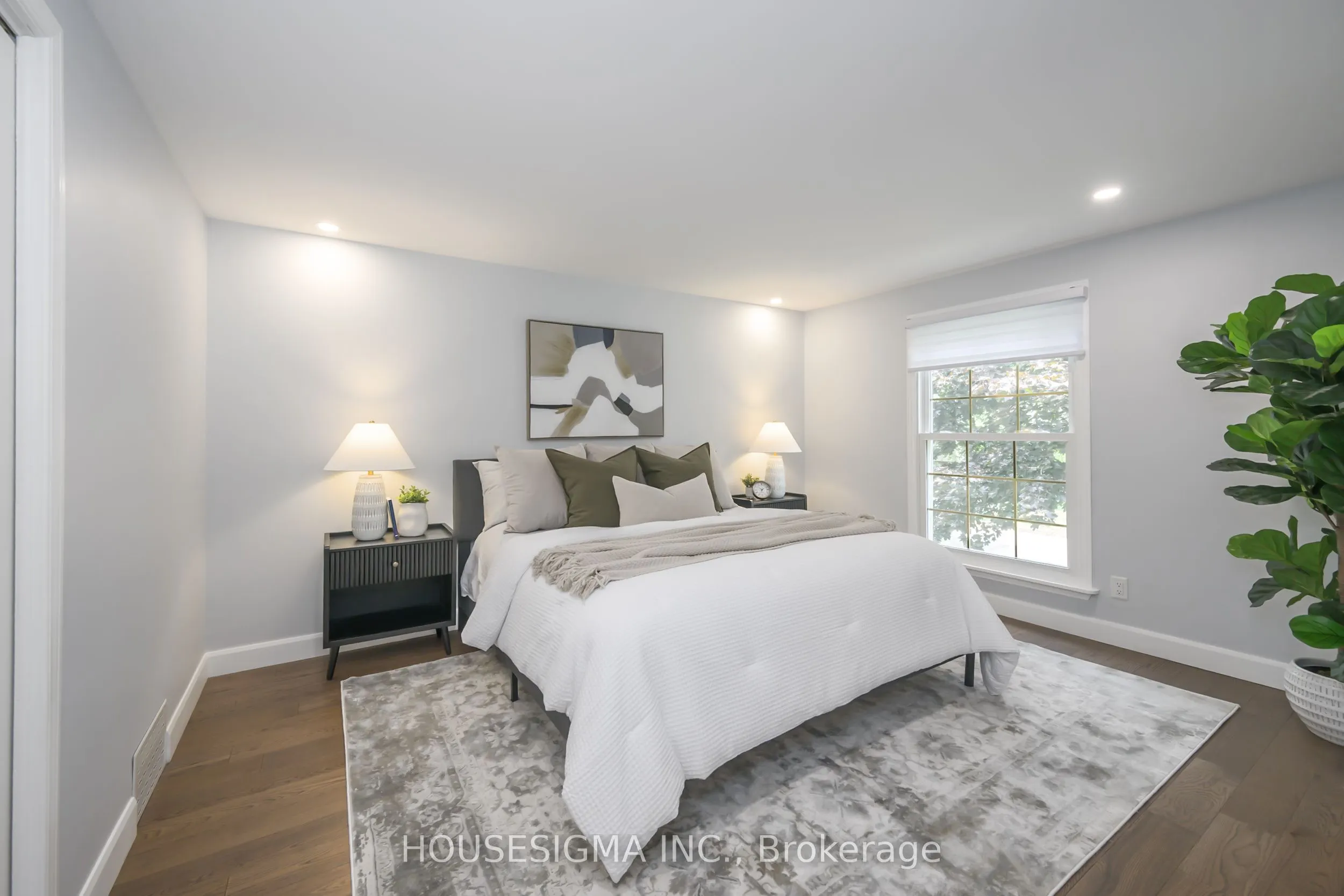 47 Scotchpine Crescent