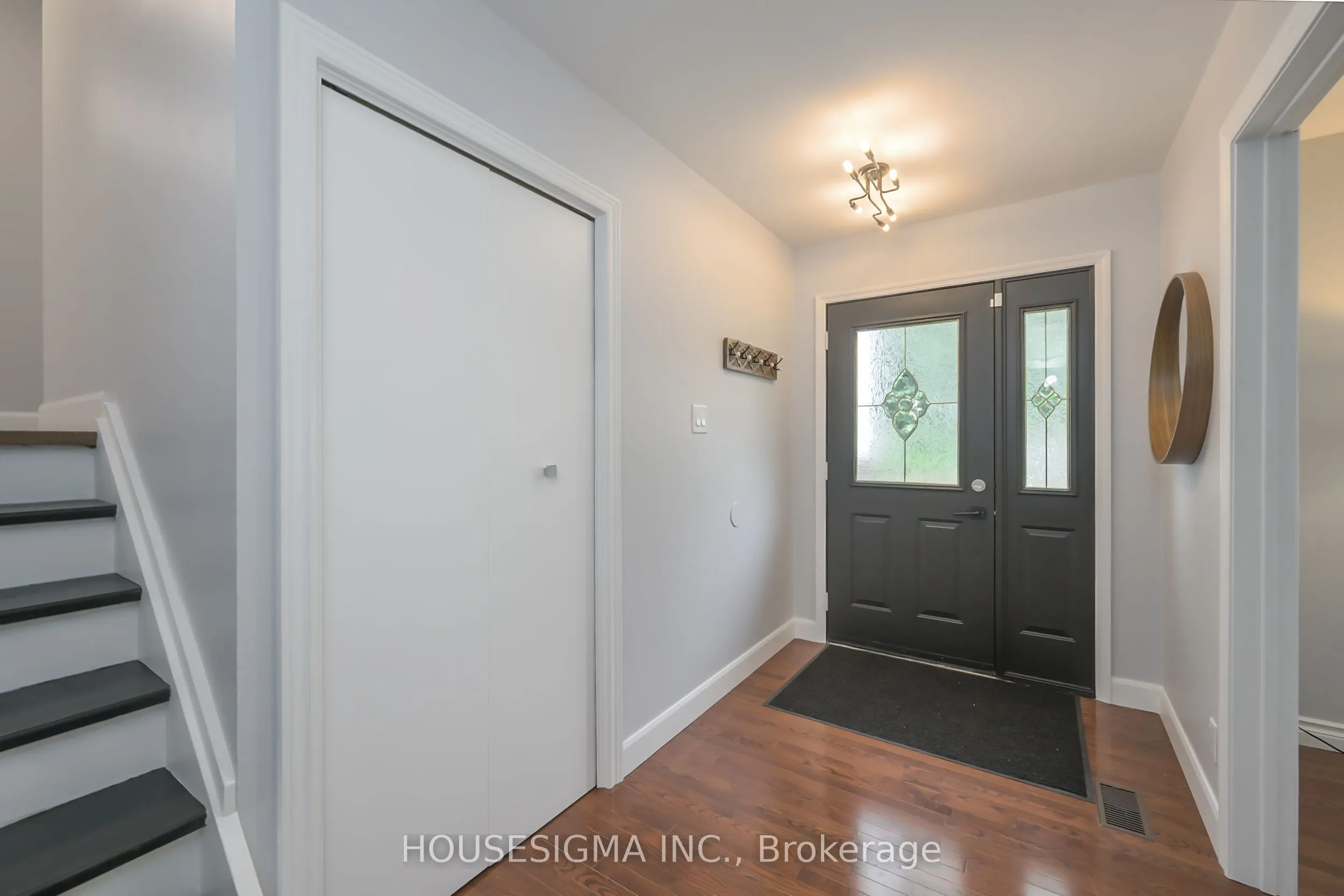 47 Scotchpine Crescent