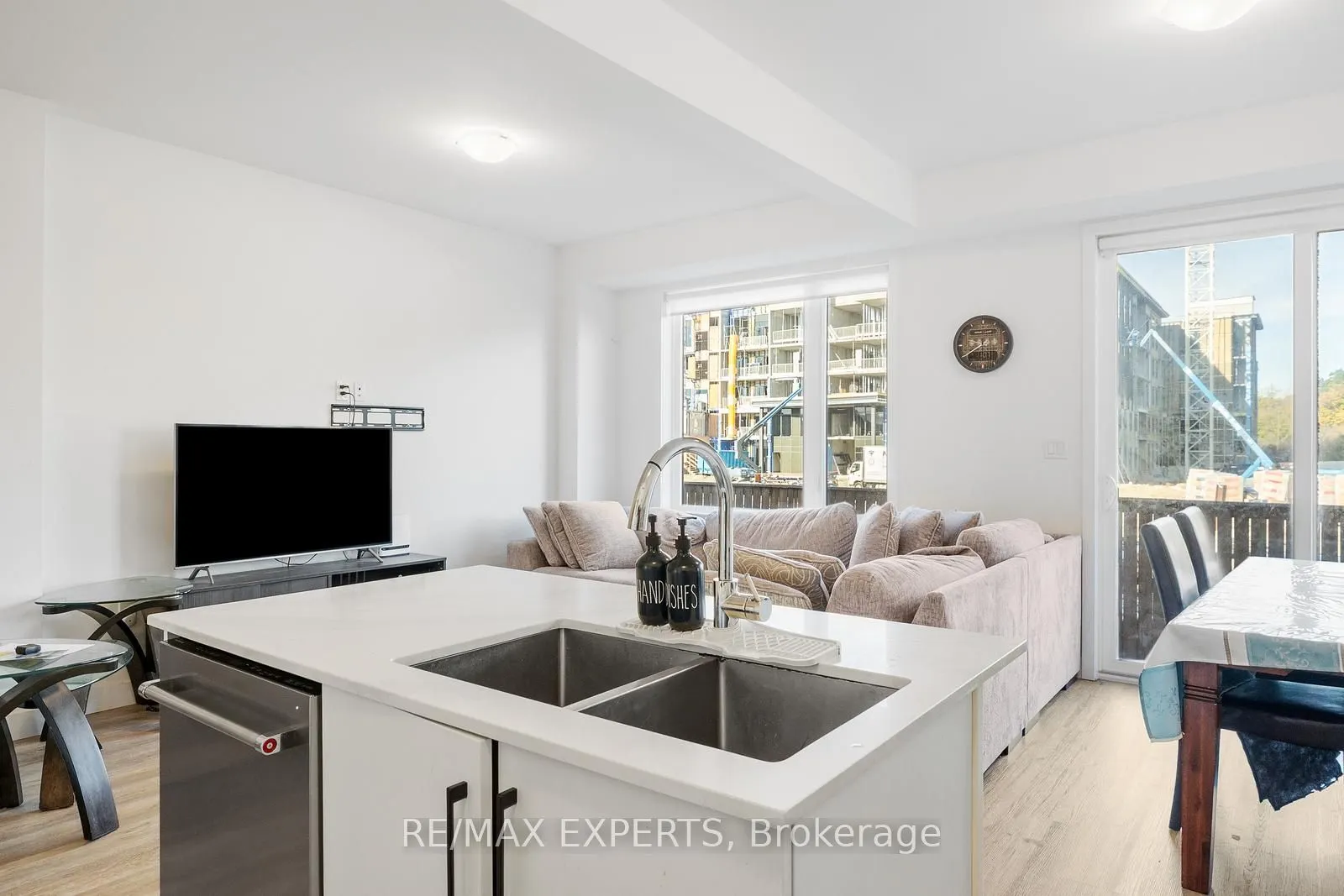 166 MOUNT ALBION Road, #15