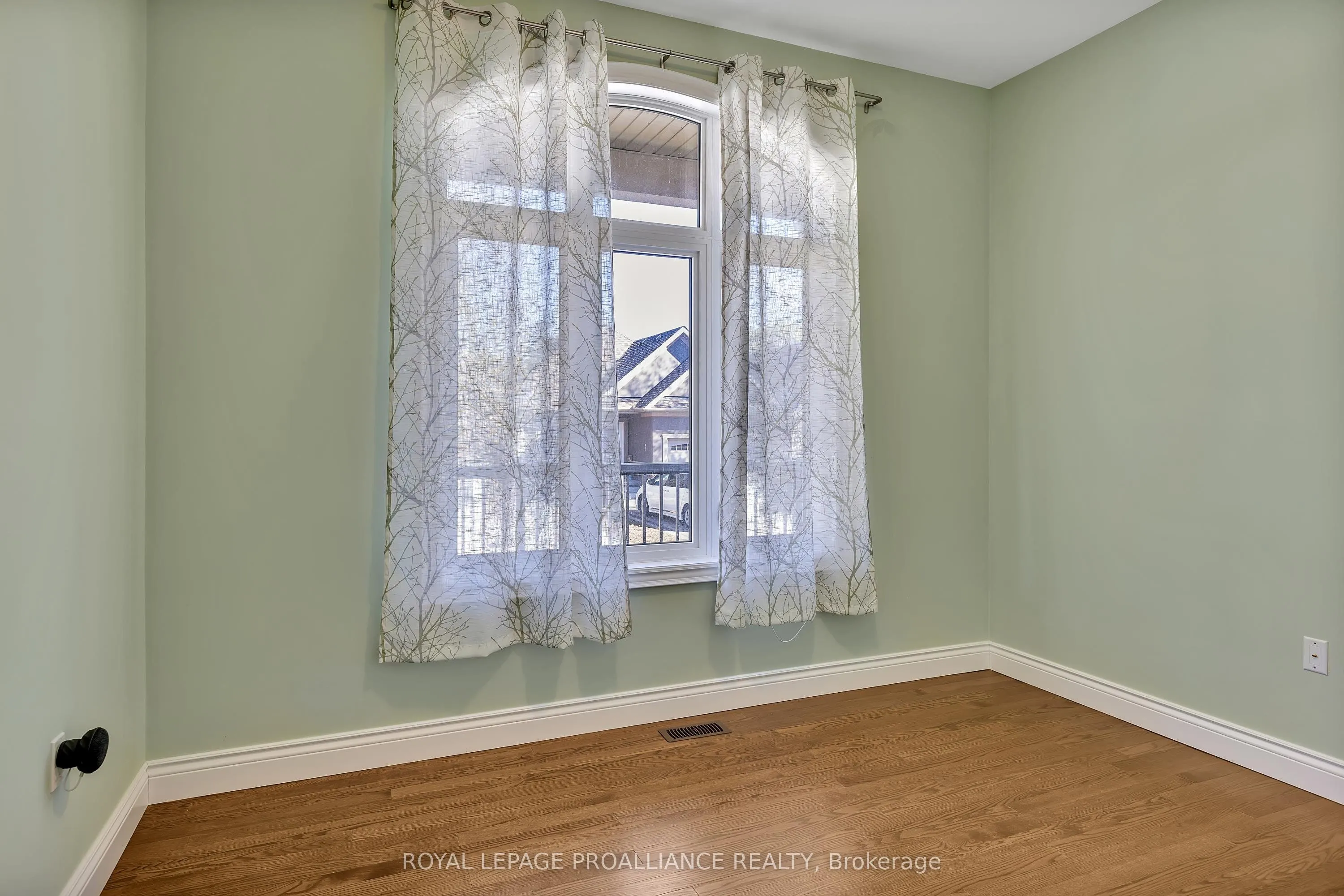 23 Brinton Drive, #33