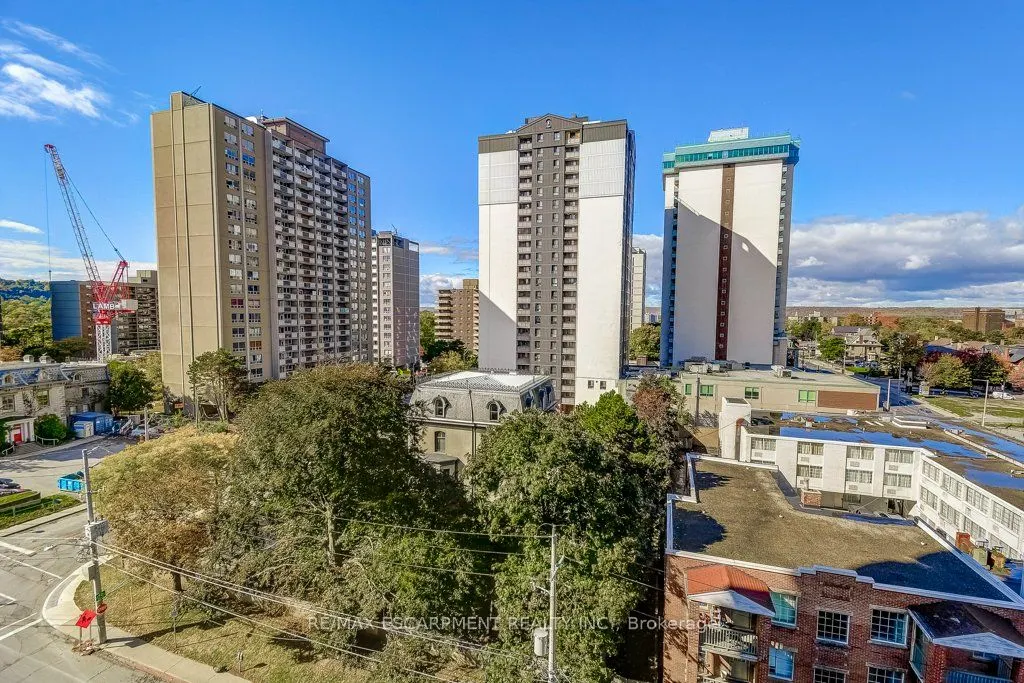 67 CAROLINE Street, #9D