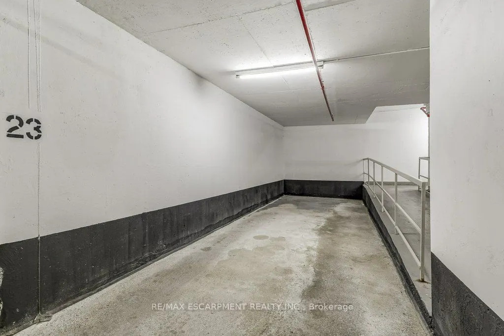 67 CAROLINE Street, #9D