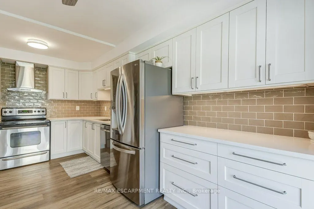 67 CAROLINE Street, #9D