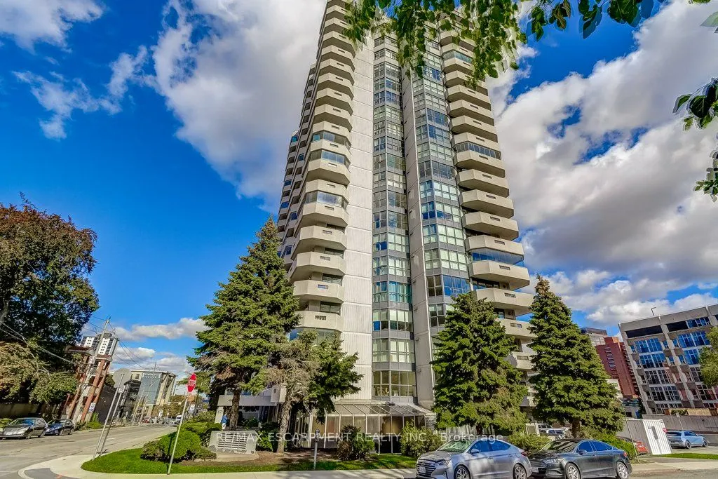 67 CAROLINE Street, #9D