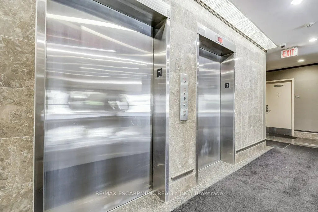 67 CAROLINE Street, #9D