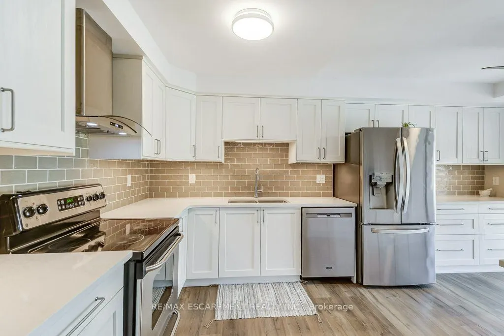 67 CAROLINE Street, #9D