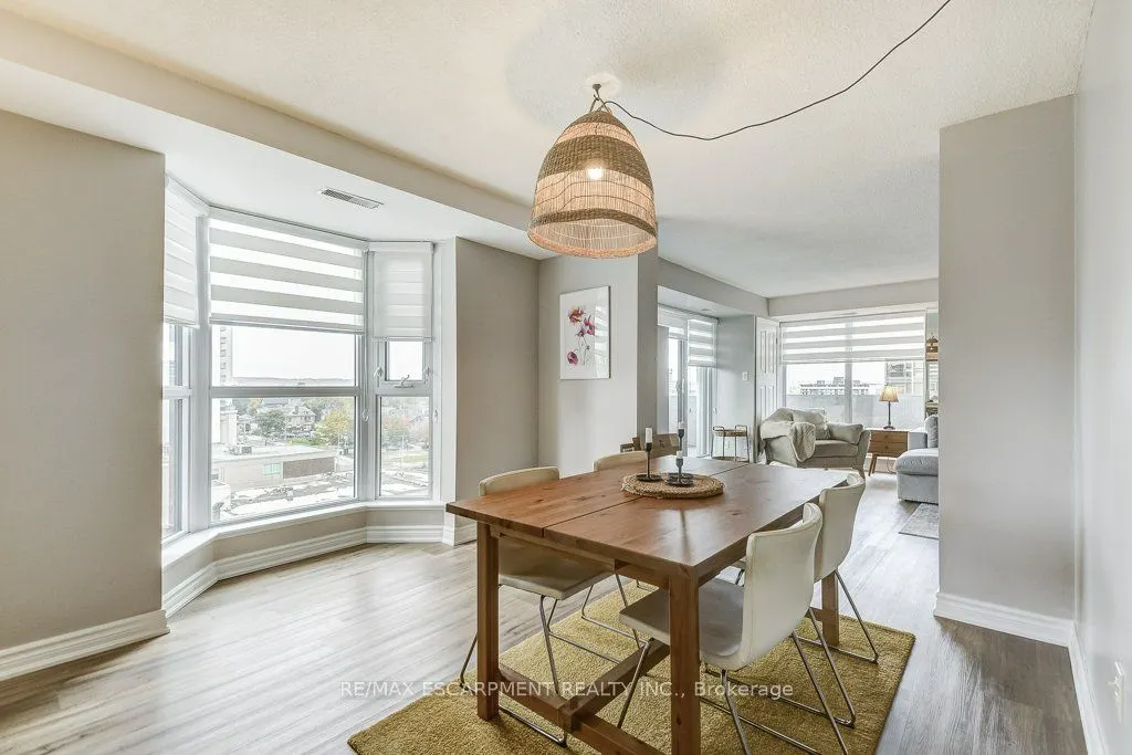 67 CAROLINE Street, #9D