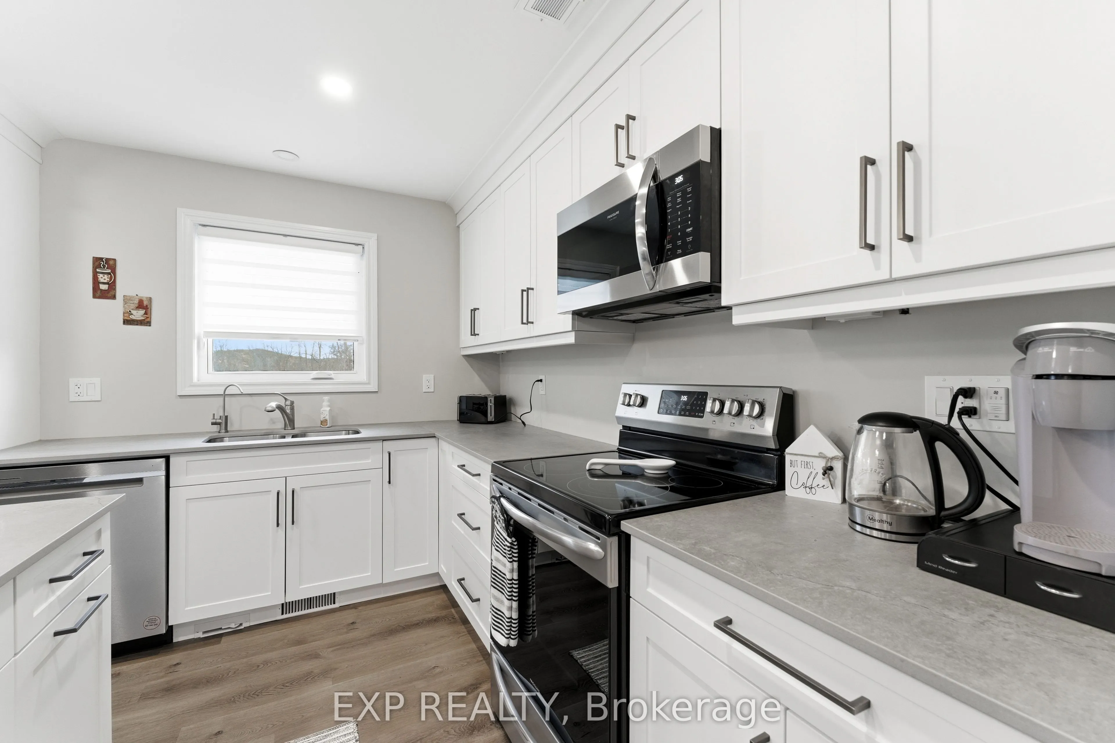 167 Bernard Long Road