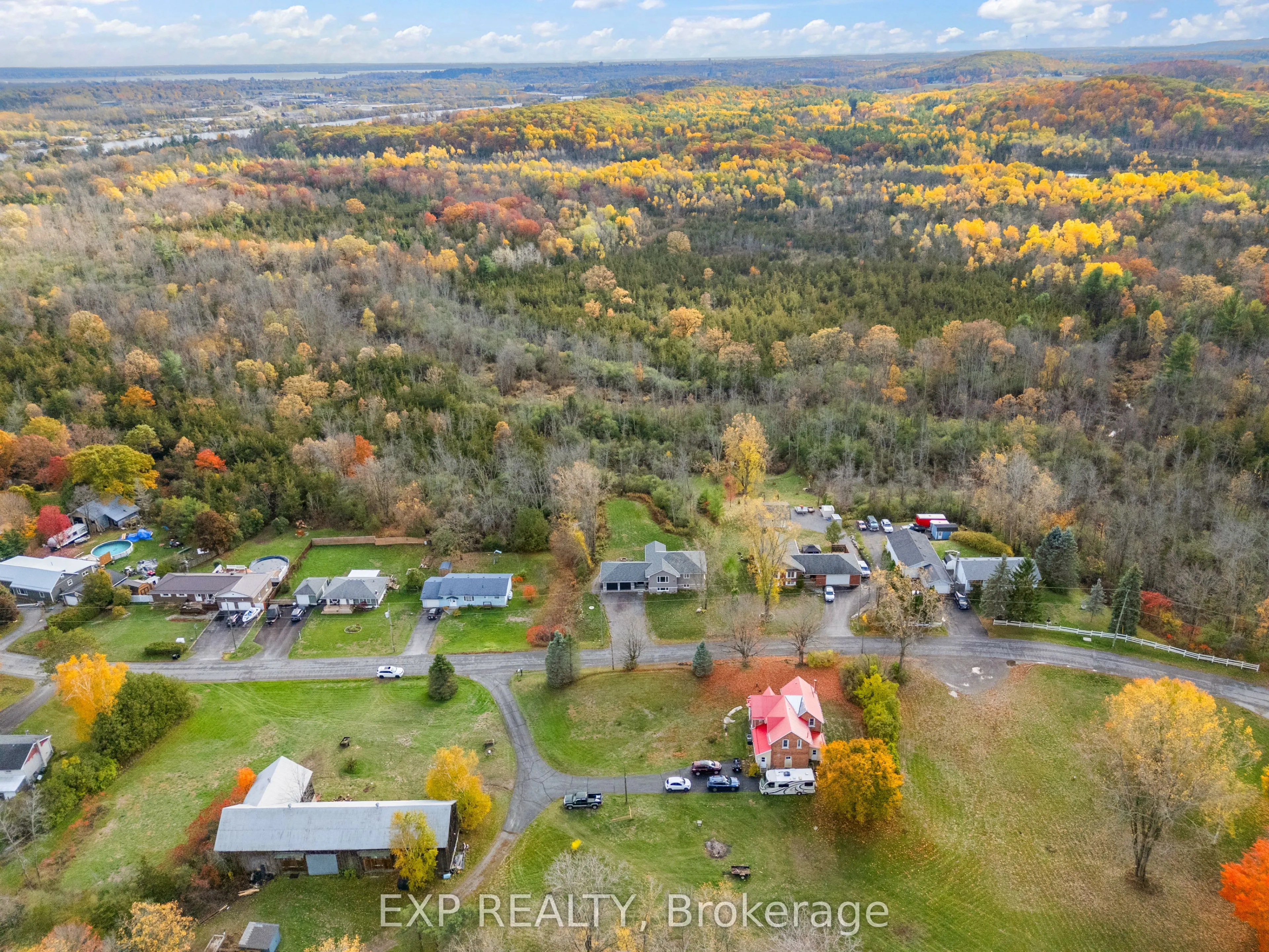 167 Bernard Long Road