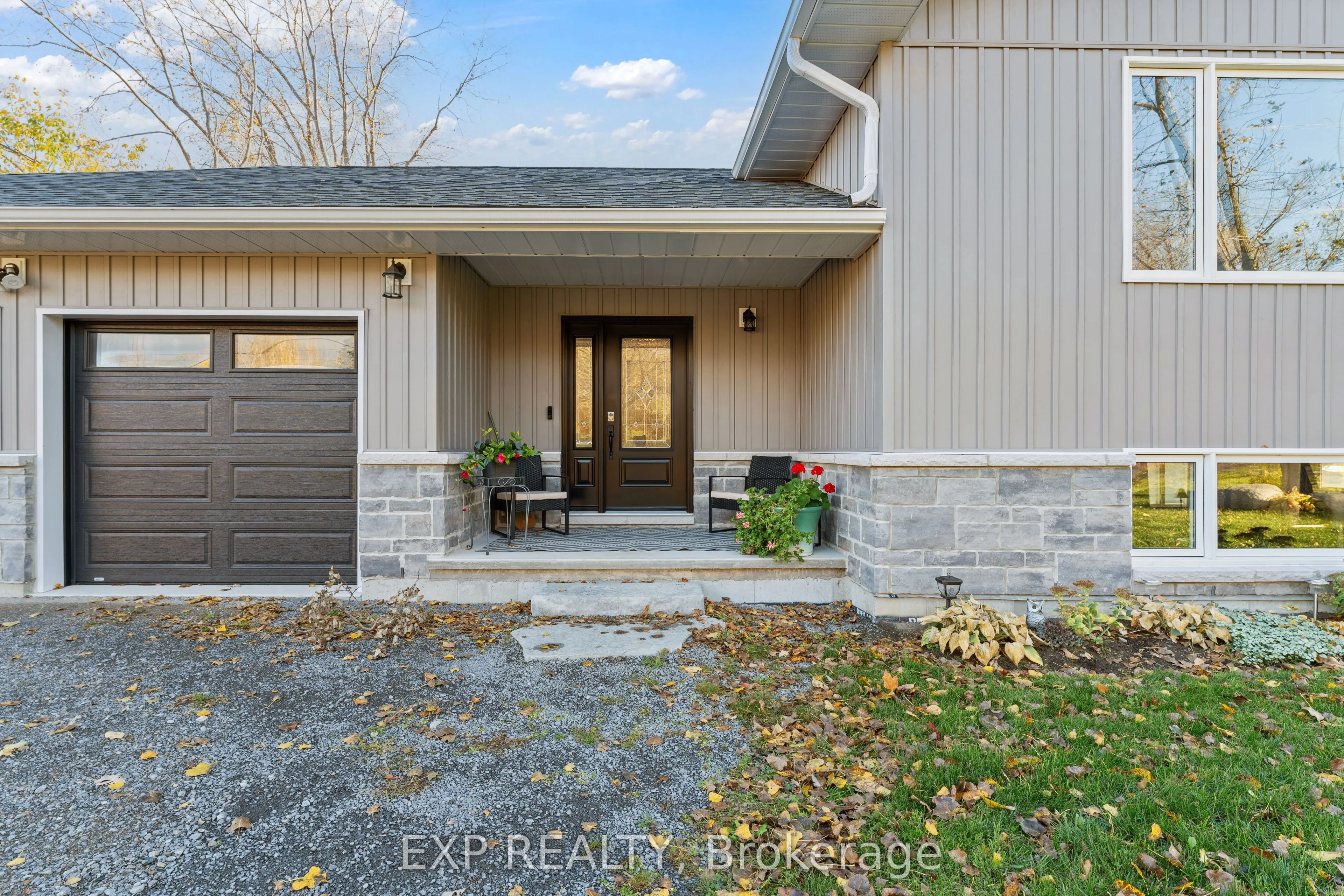 167 Bernard Long Road