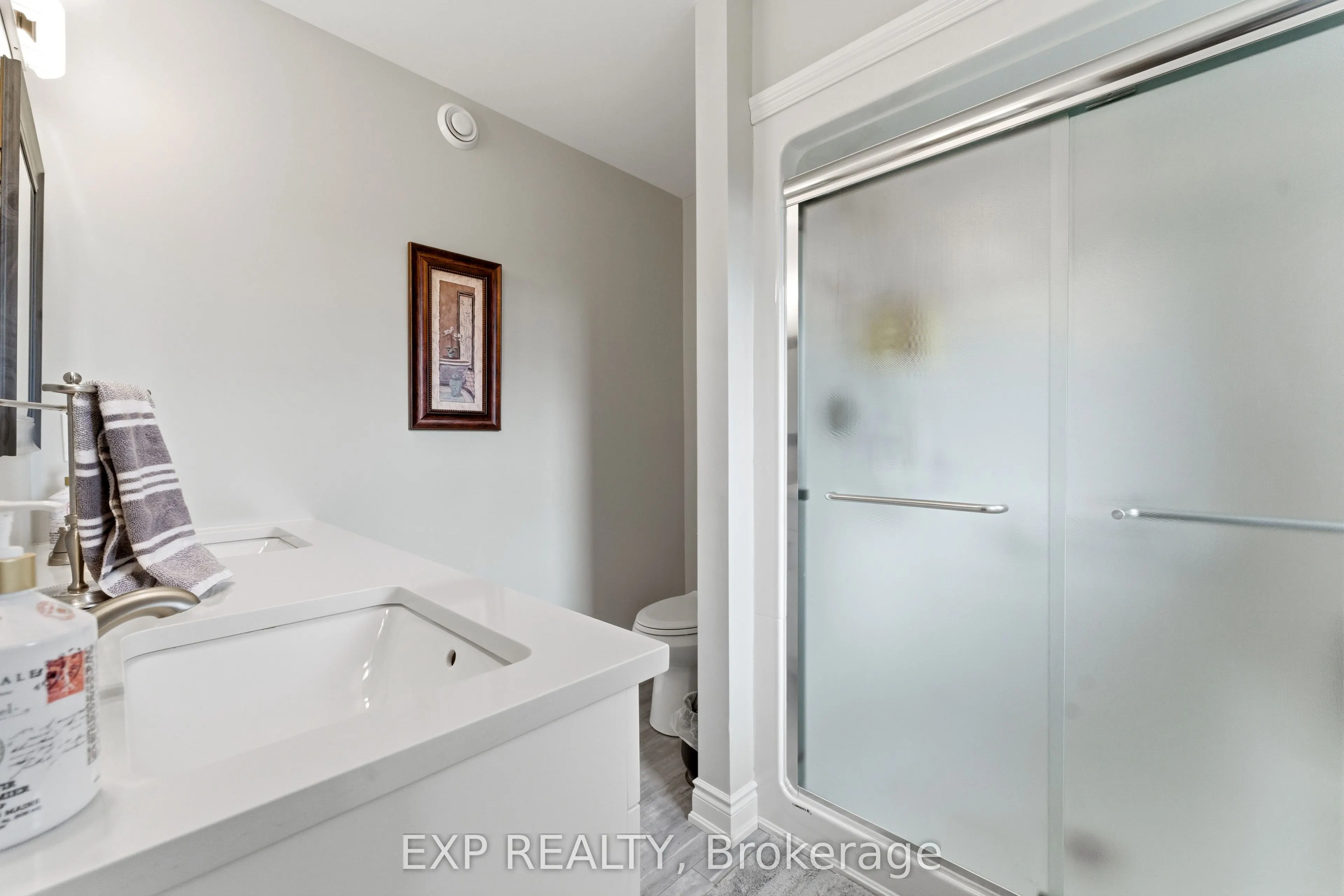 167 Bernard Long Road