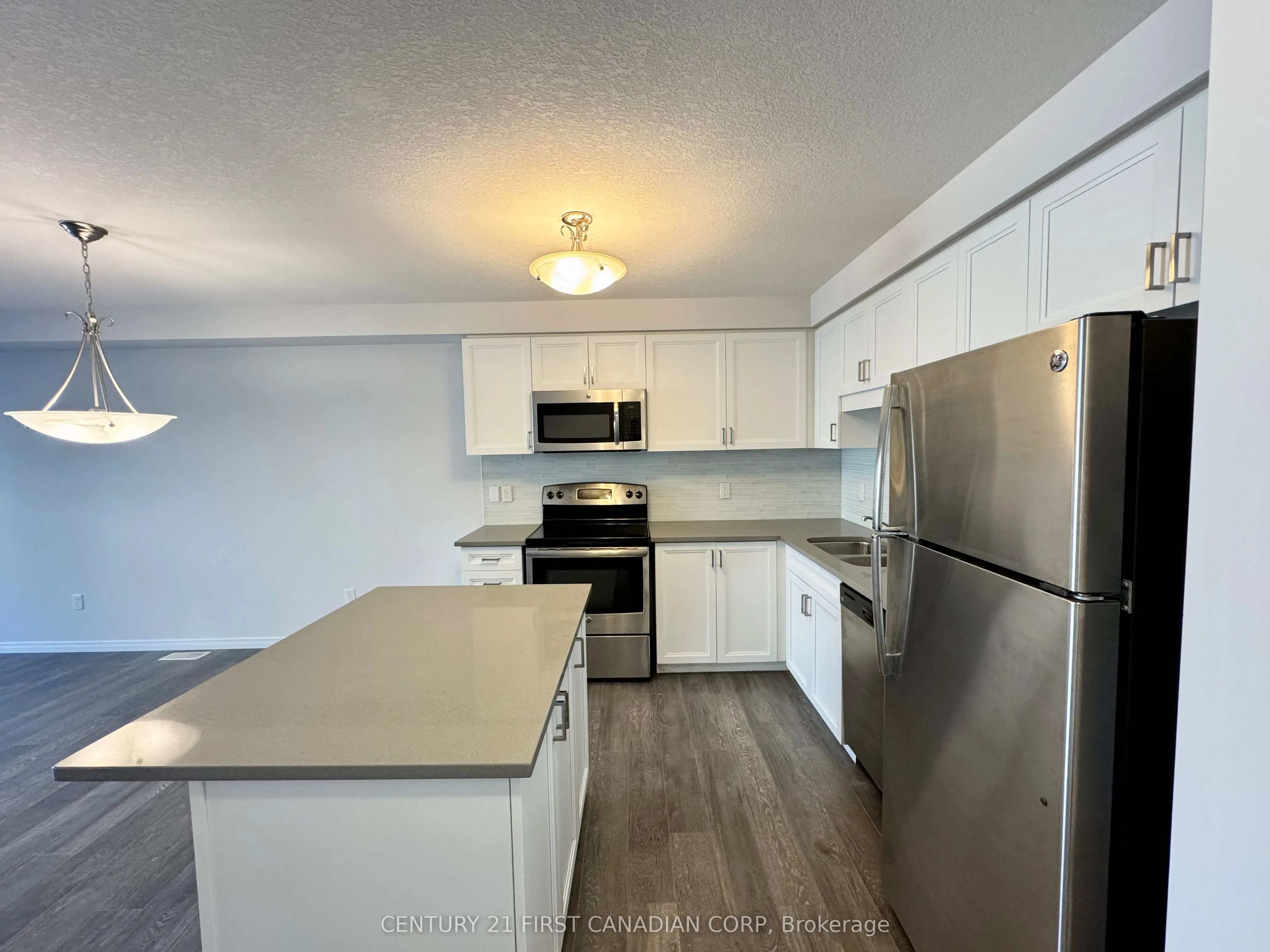 3186 Singleton Avenue, #46
